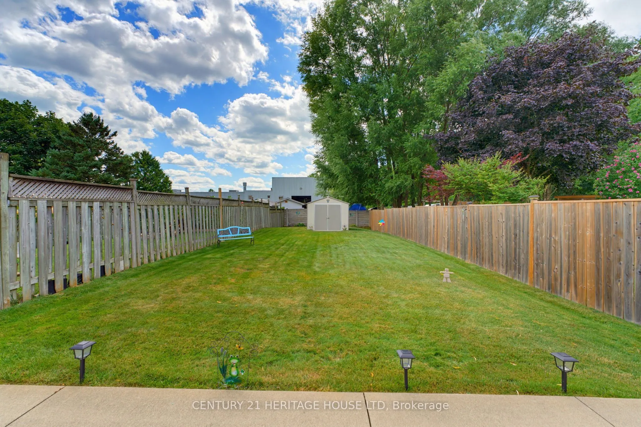 42 Buchanan Crescent