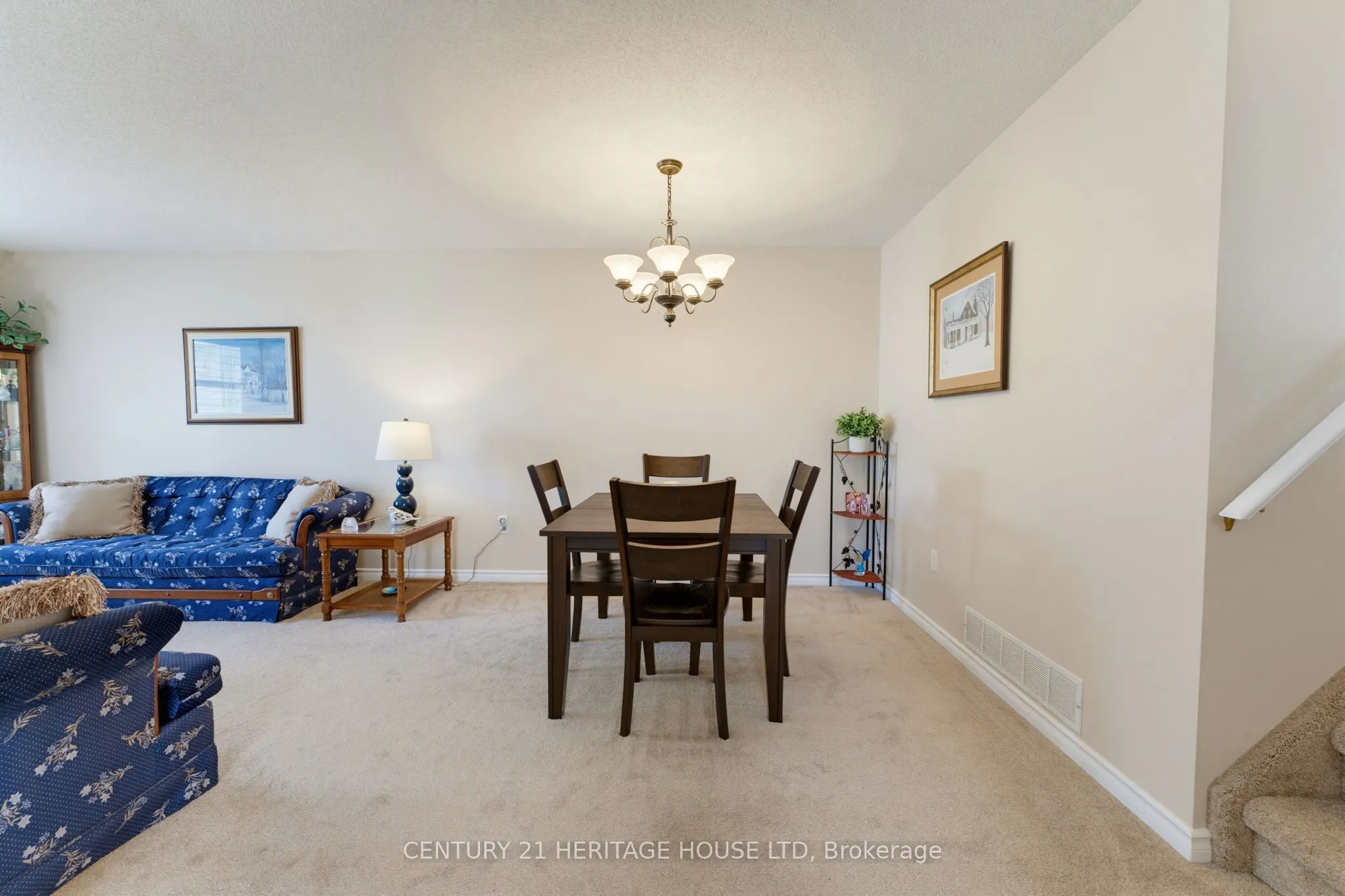 42 Buchanan Crescent