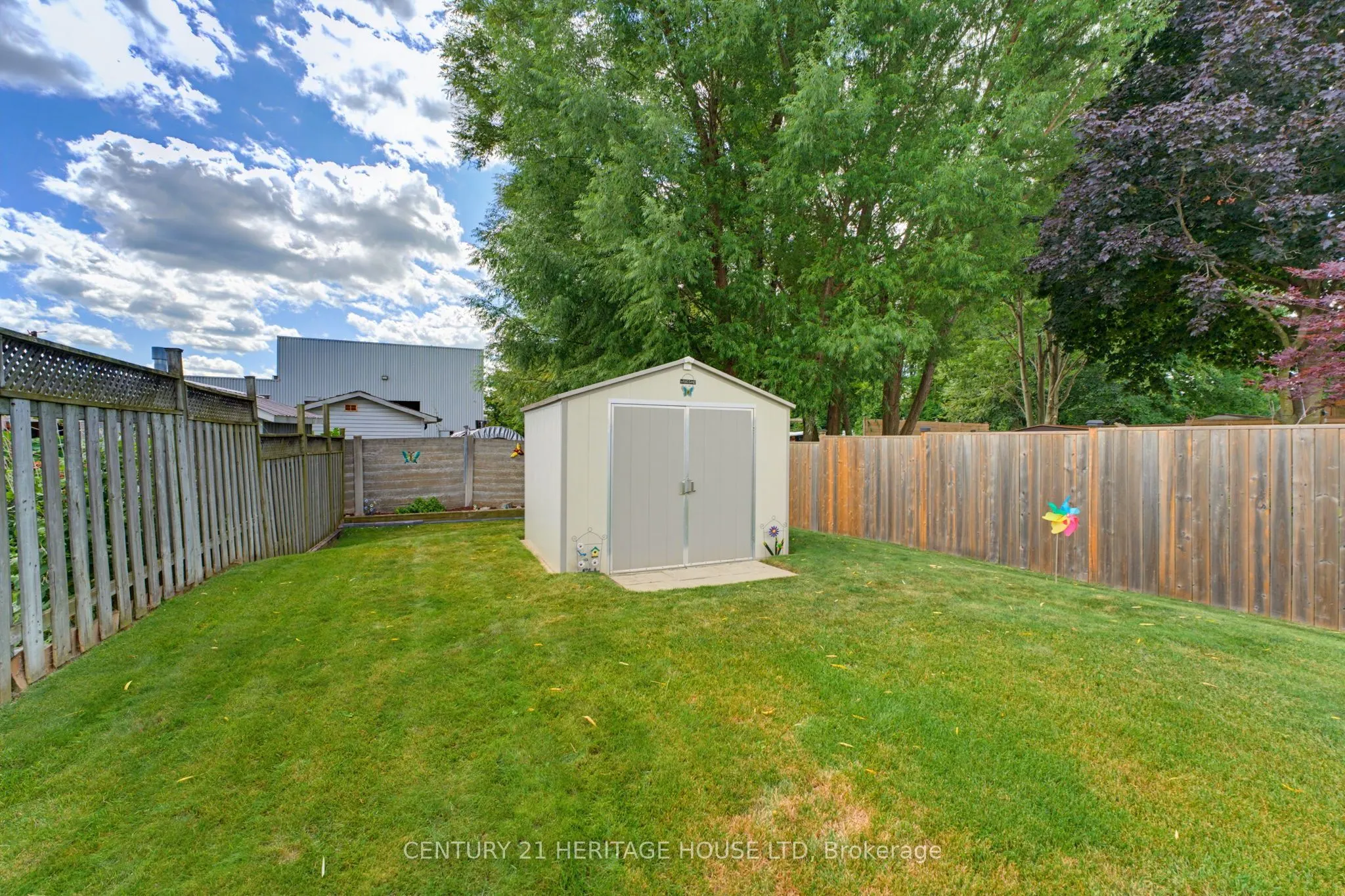42 Buchanan Crescent