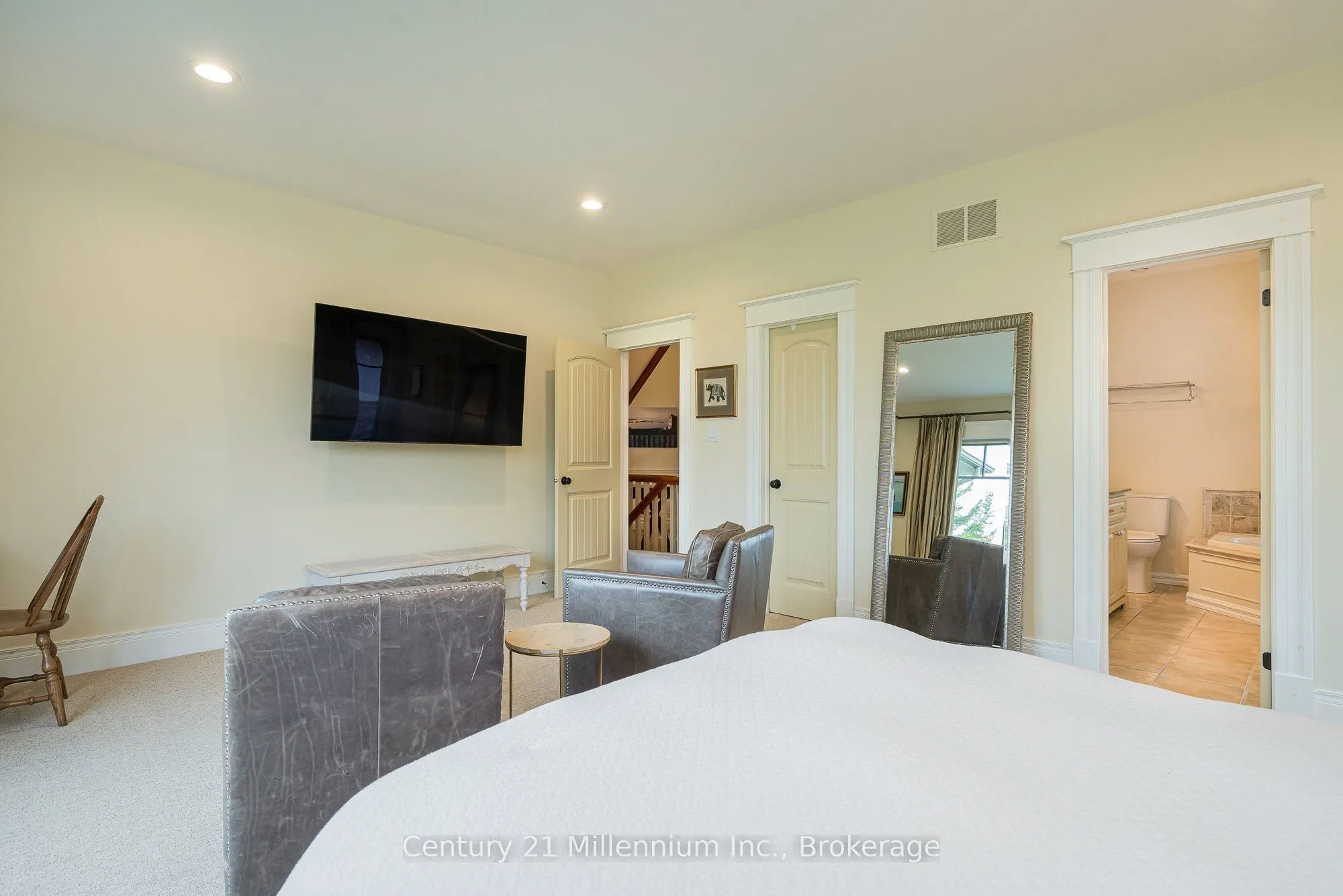 133 East Ridge Drive