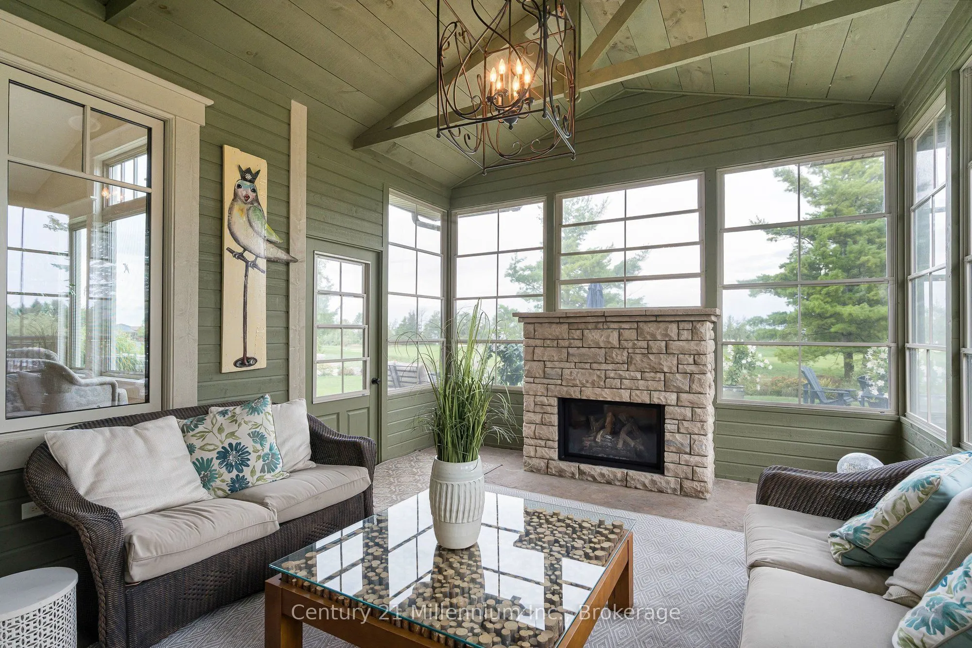 133 East Ridge Drive