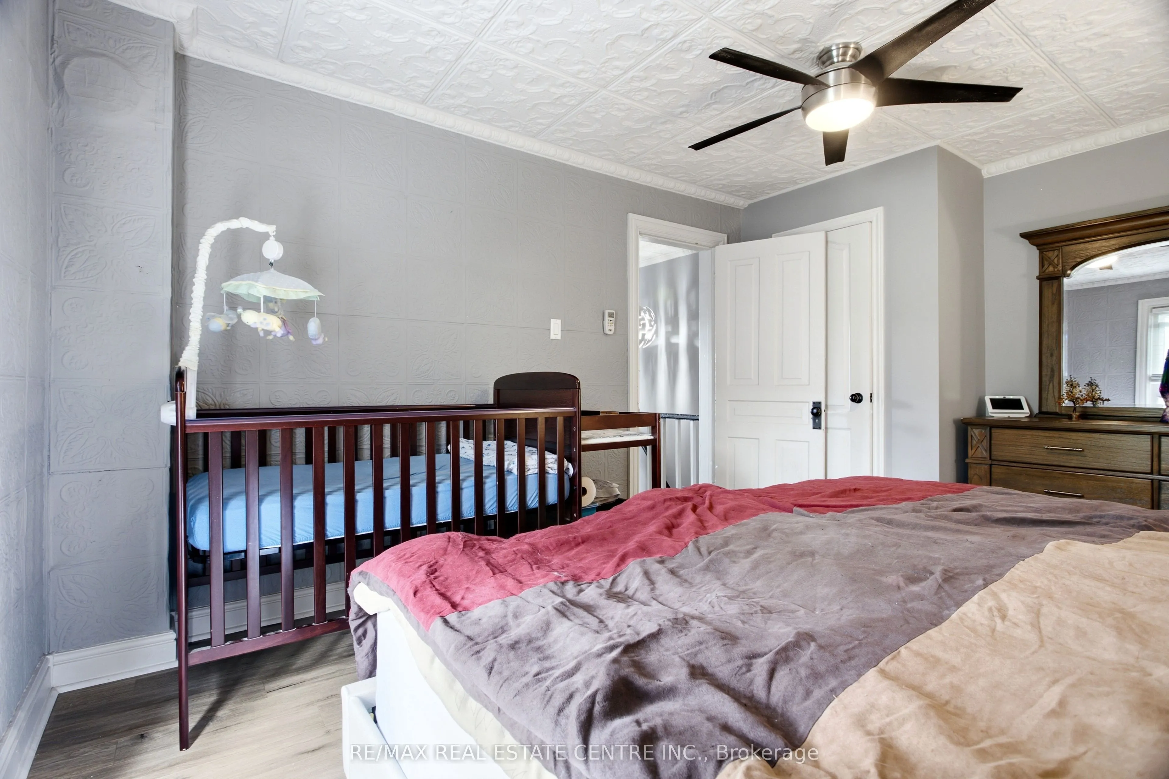 1108 Queenston Road