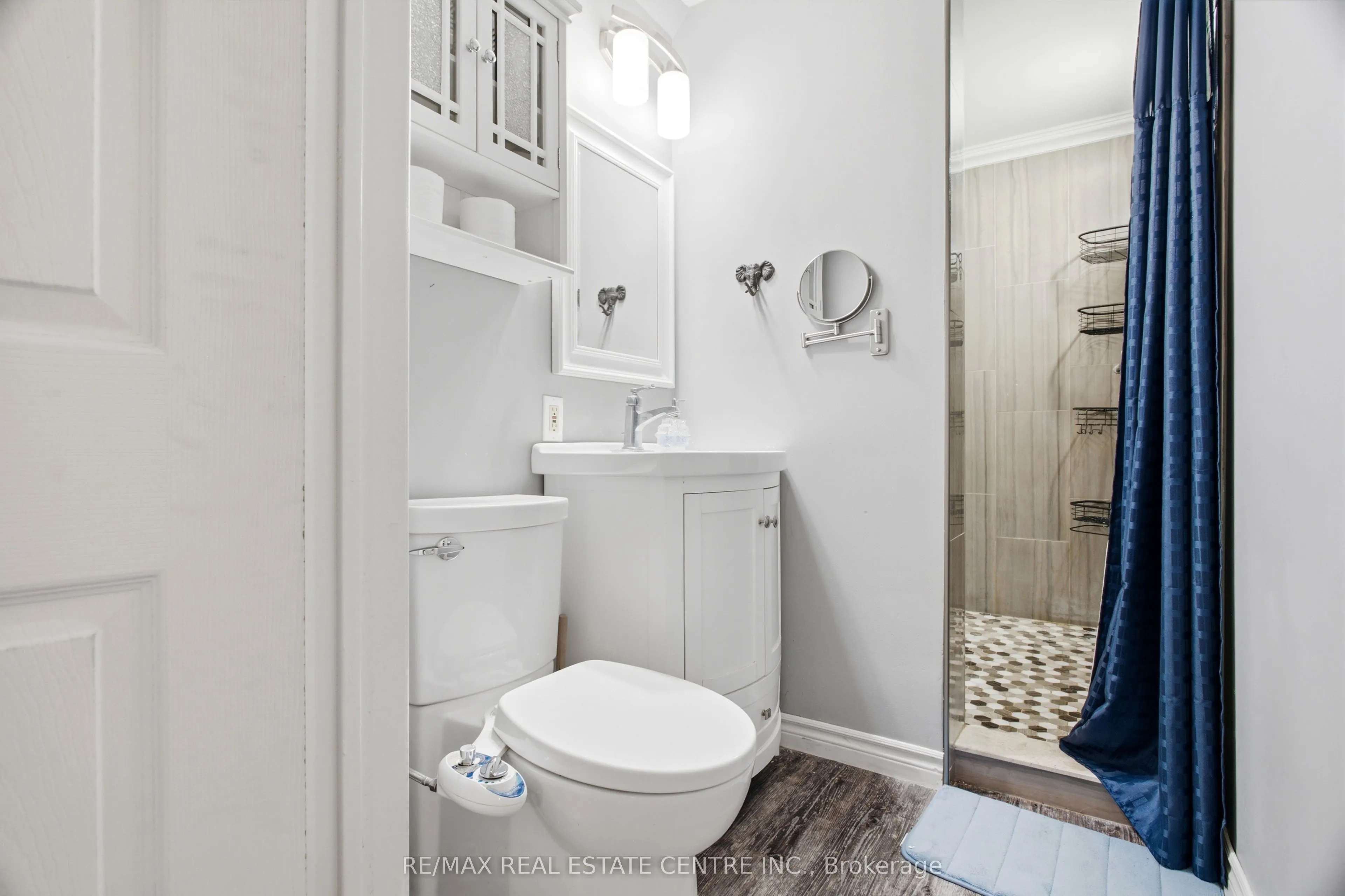1108 Queenston Road