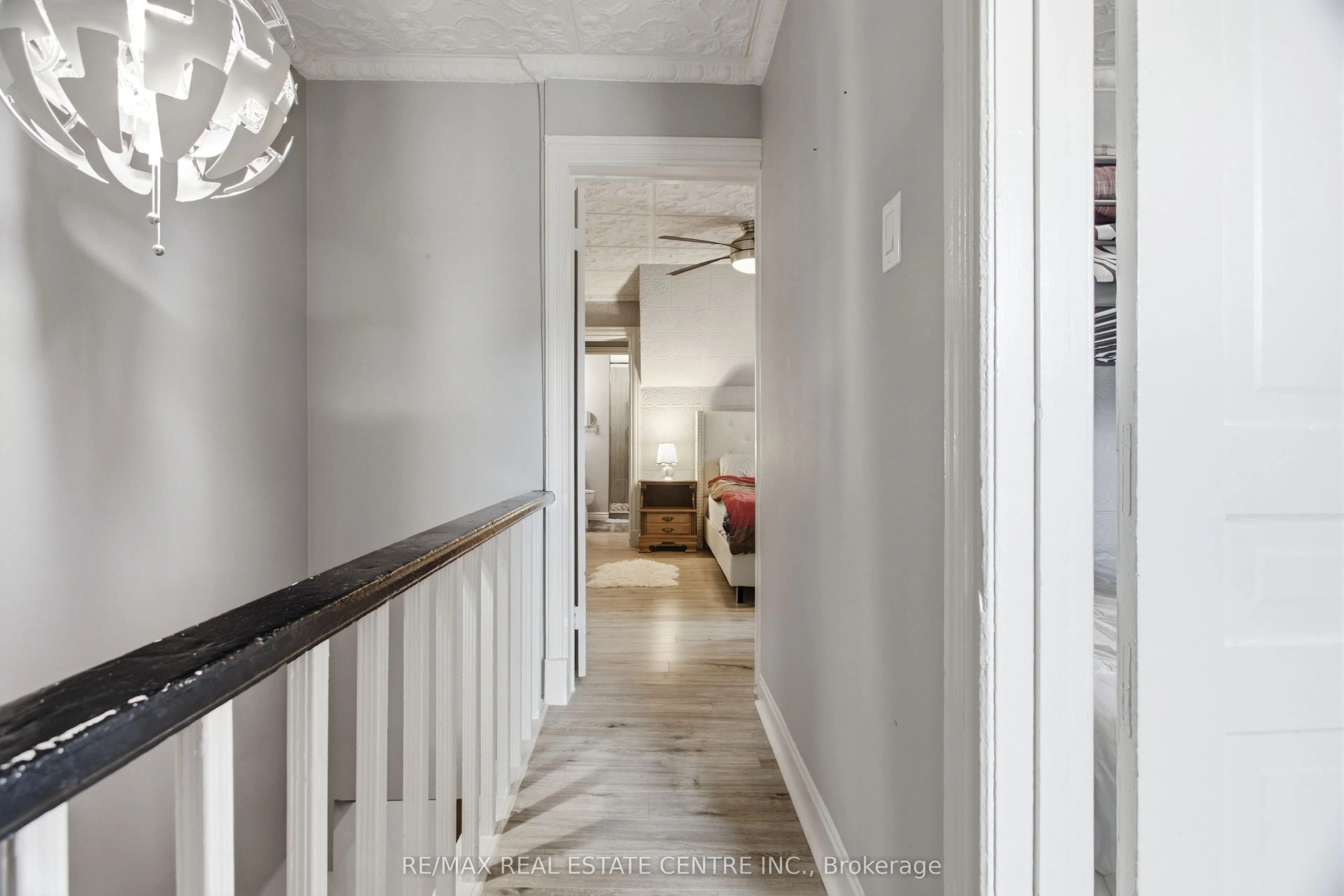 1108 Queenston Road