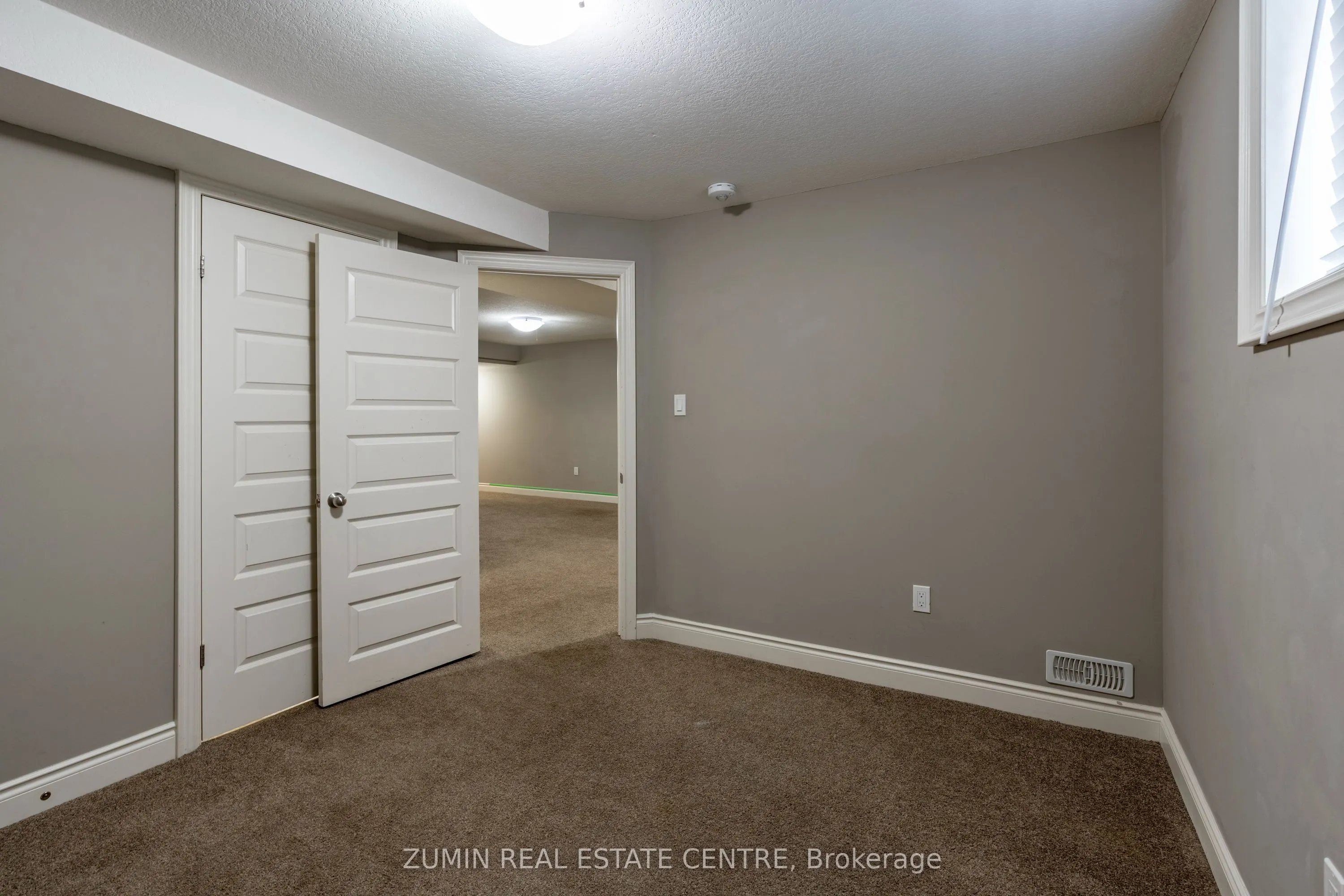 35 Chatfield Street #10