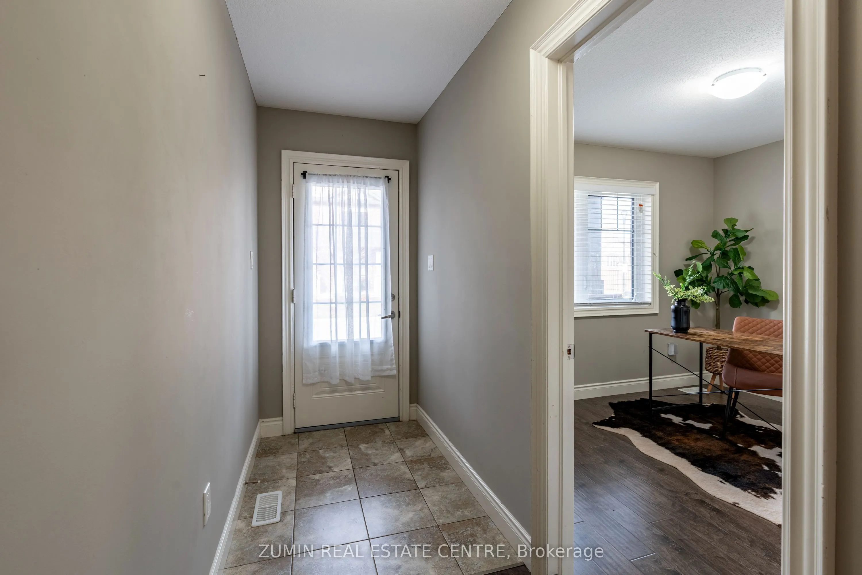 35 Chatfield Street #10