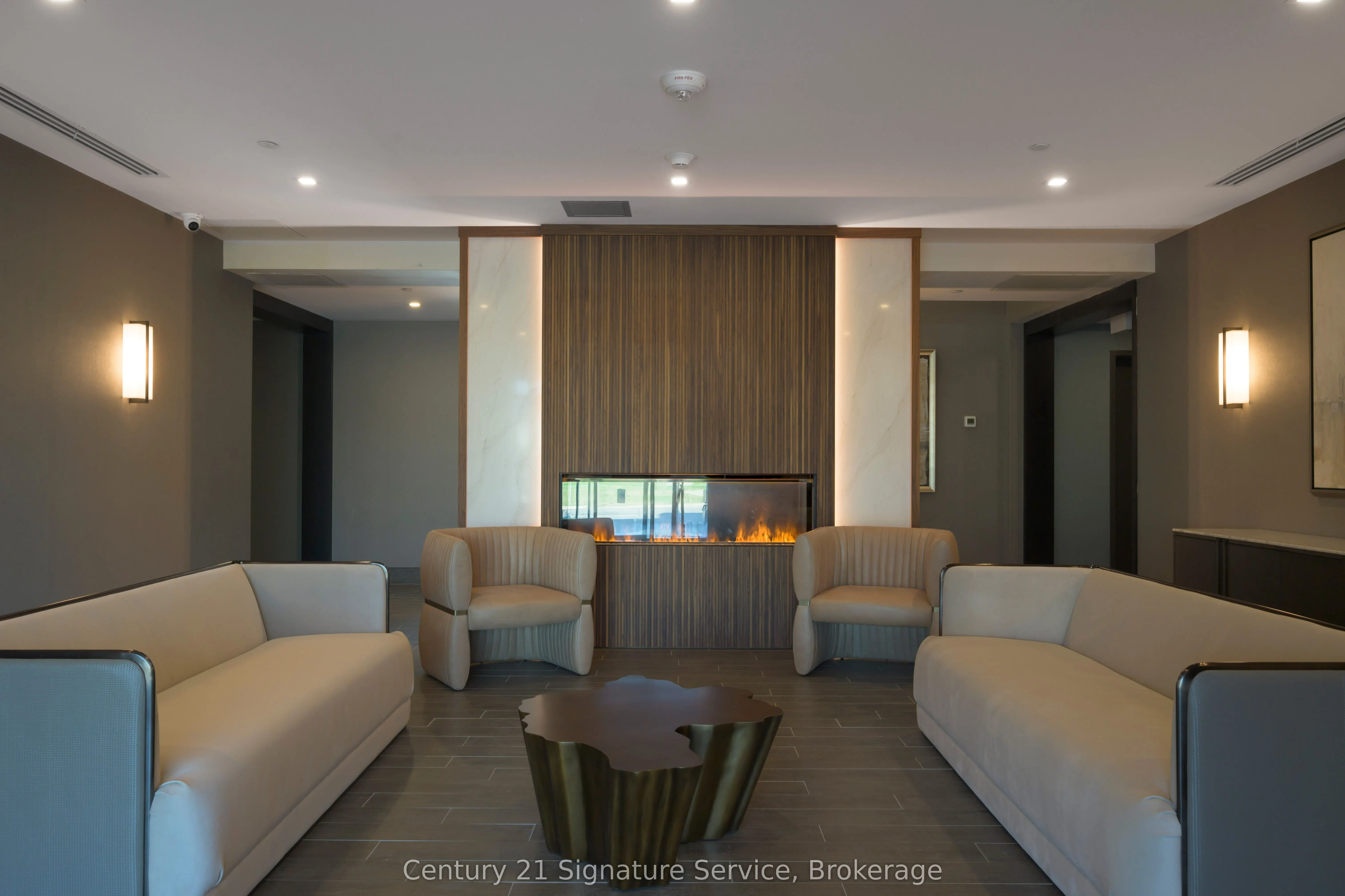 470 Dundas Street E #1013