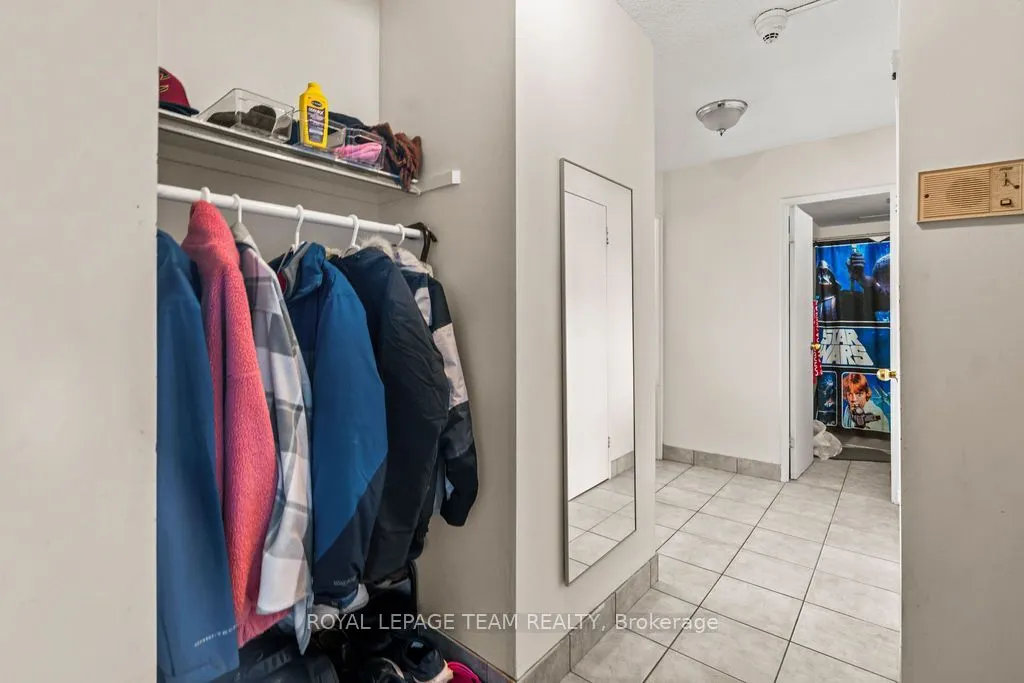 2000 JASMINE Crescent #1112