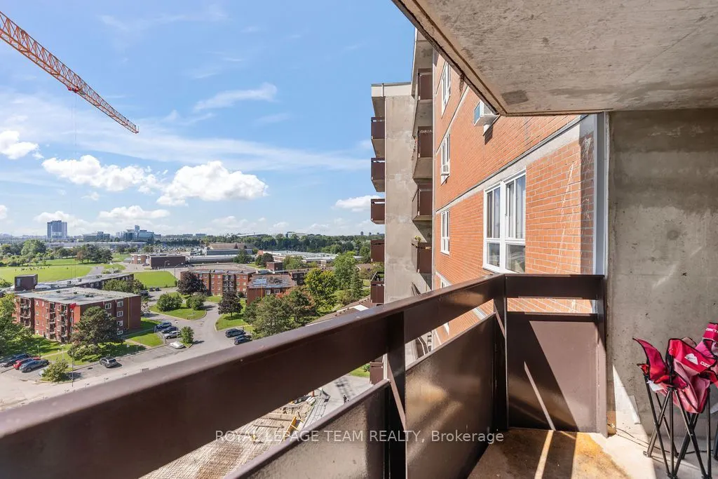 2000 JASMINE Crescent #1112