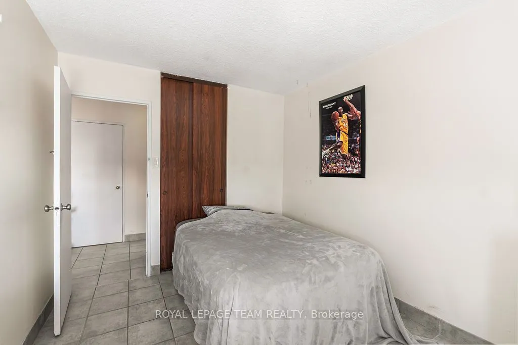 2000 JASMINE Crescent #1112