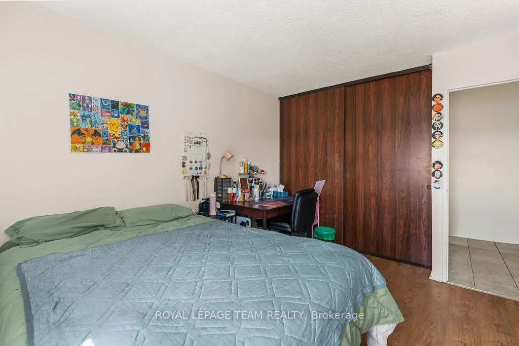 2000 JASMINE Crescent #1112