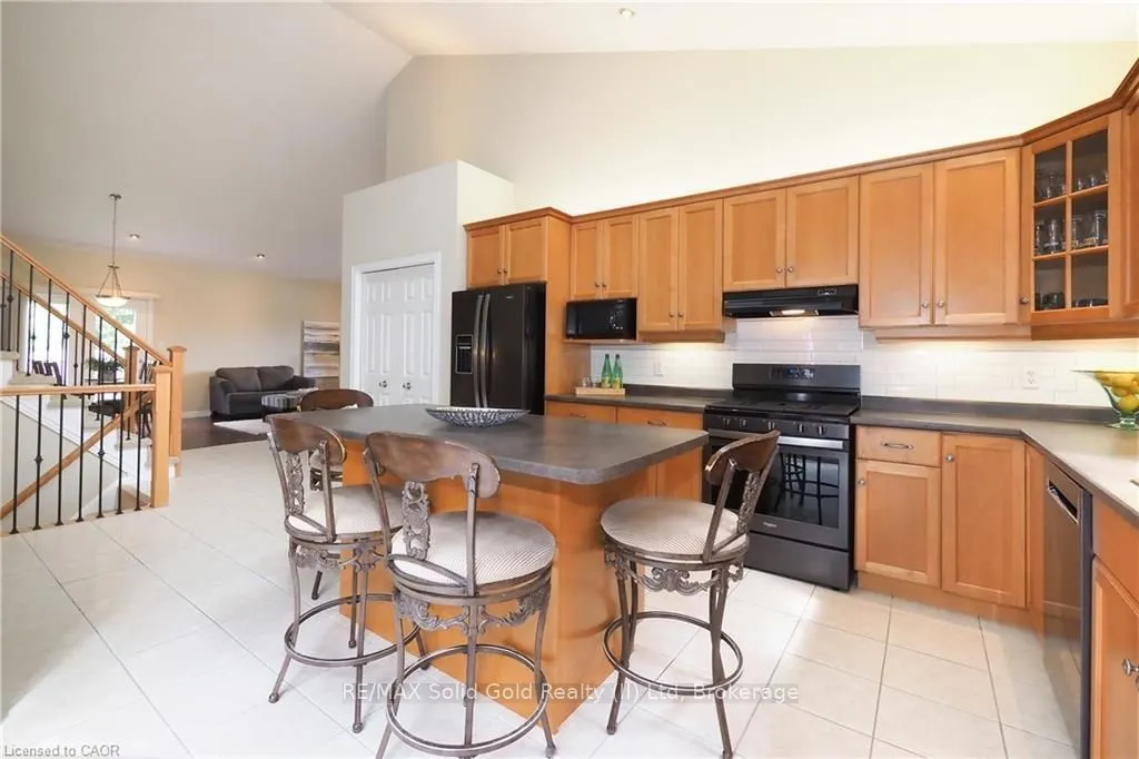 559 Springwater Drive