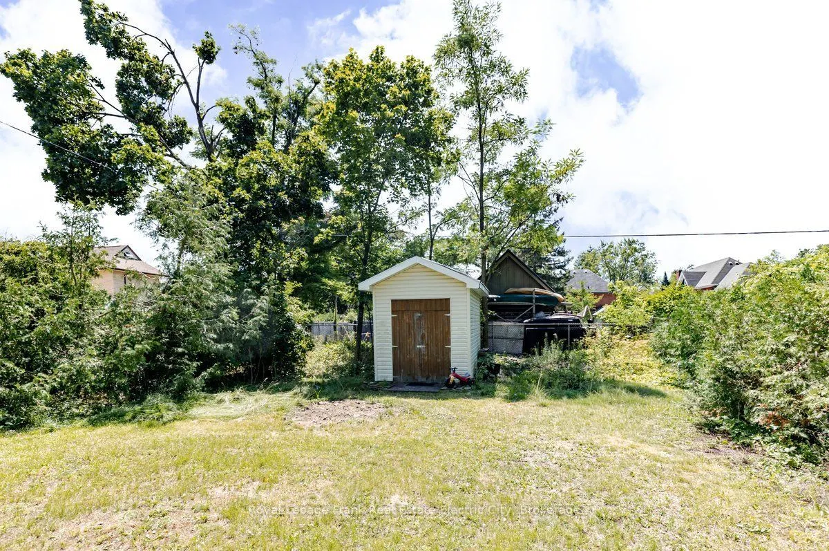 551 Weller Street