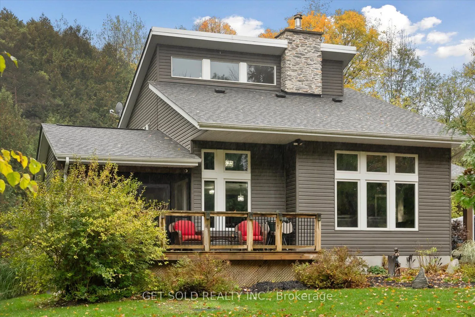 11 Fieldway Court