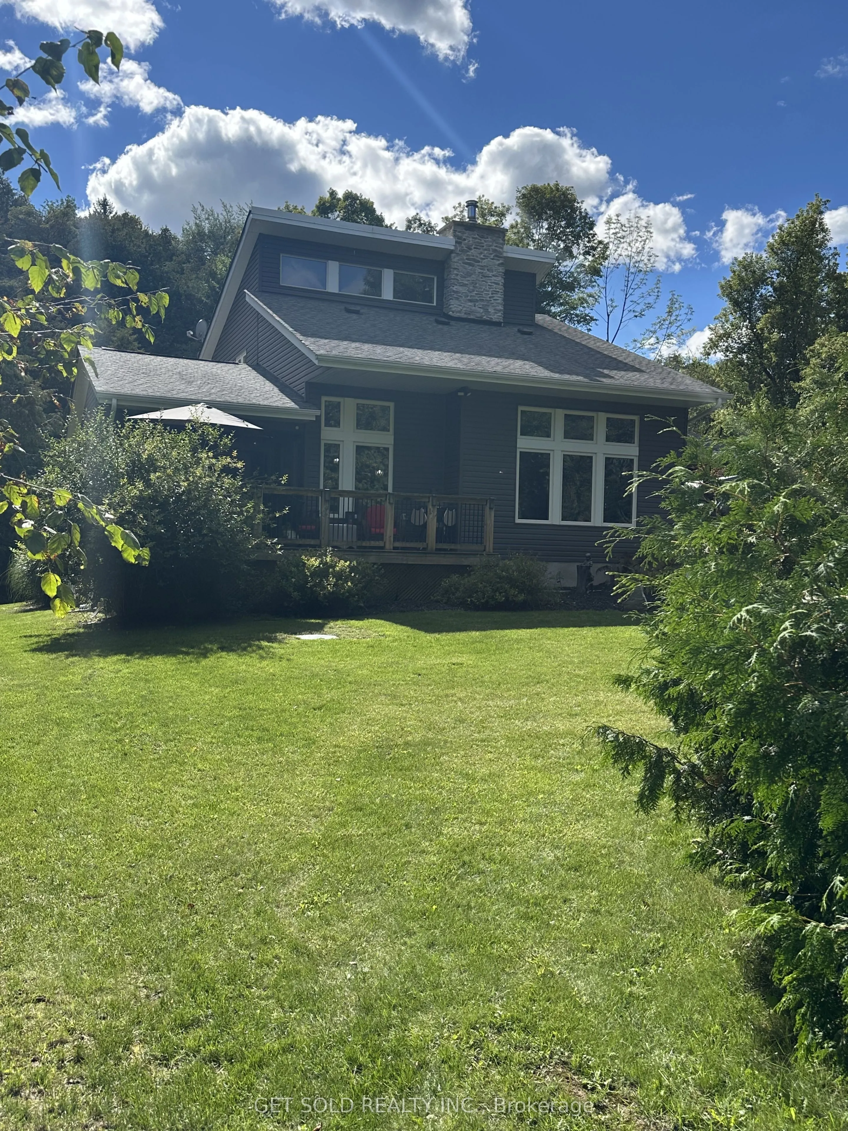 11 Fieldway Court