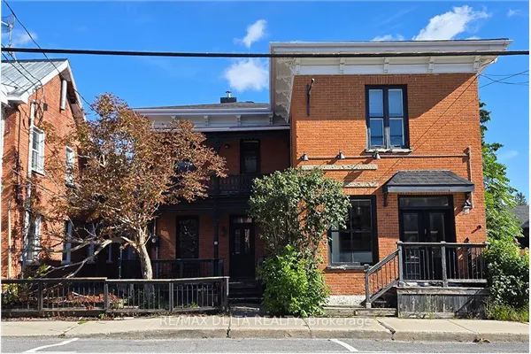 117 Main Street E
