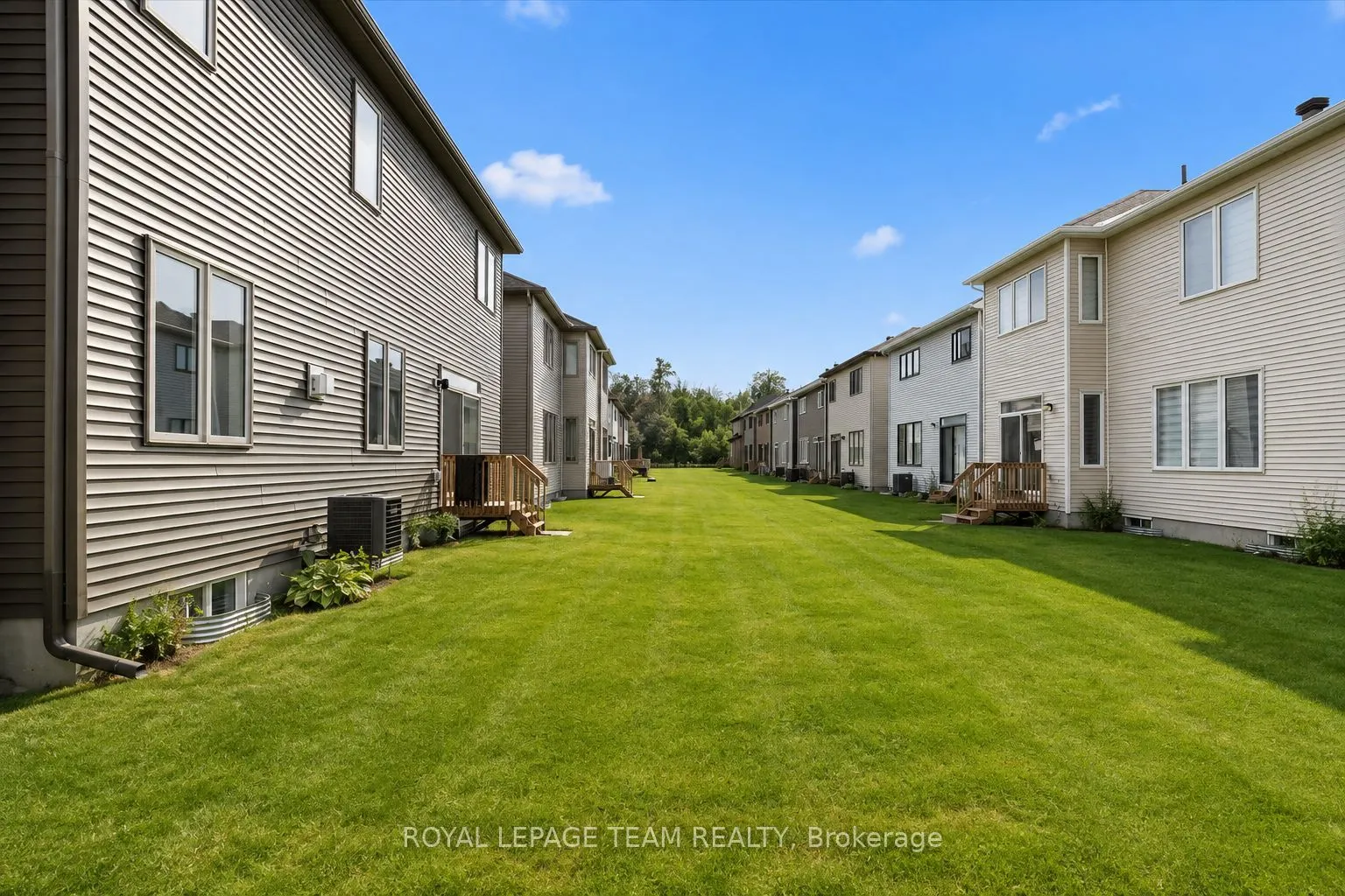 2413 Watercolours Way