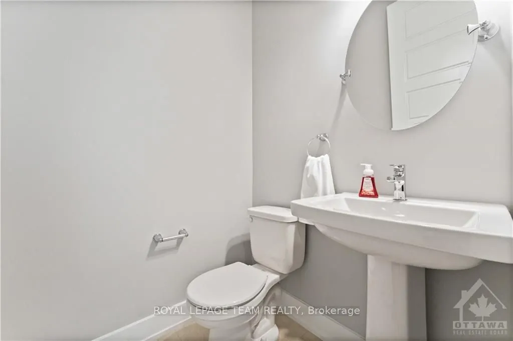 2413 Watercolours Way