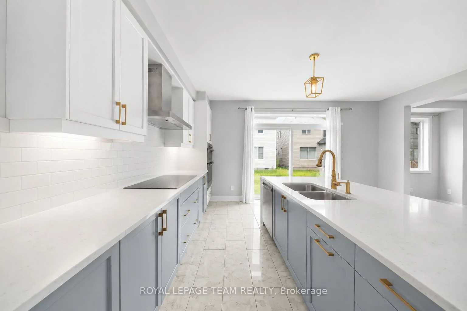 2413 Watercolours Way