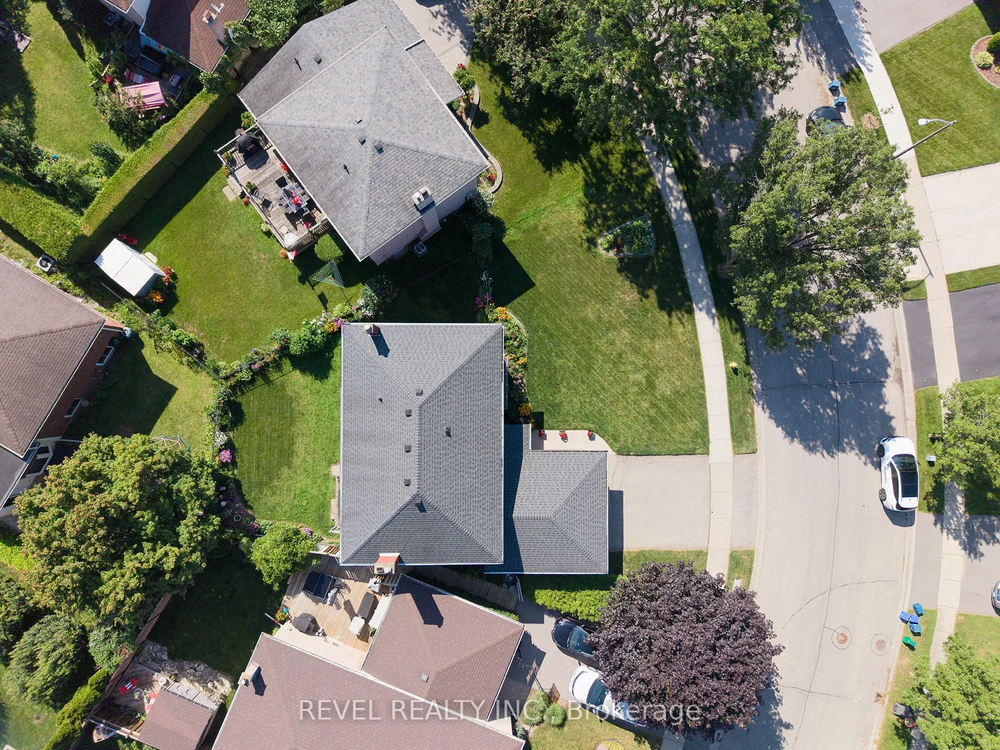 54 Dante Crescent