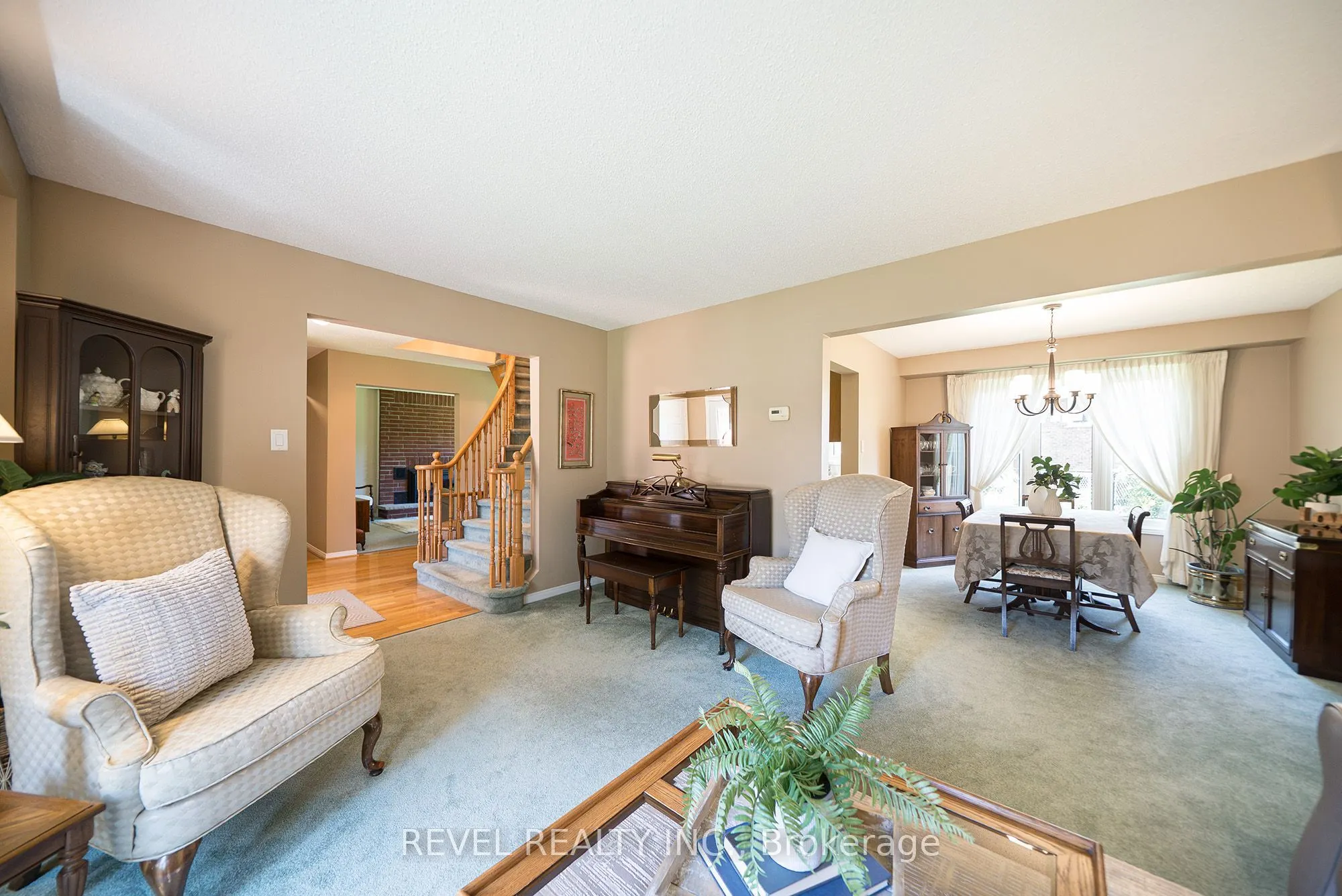 54 Dante Crescent