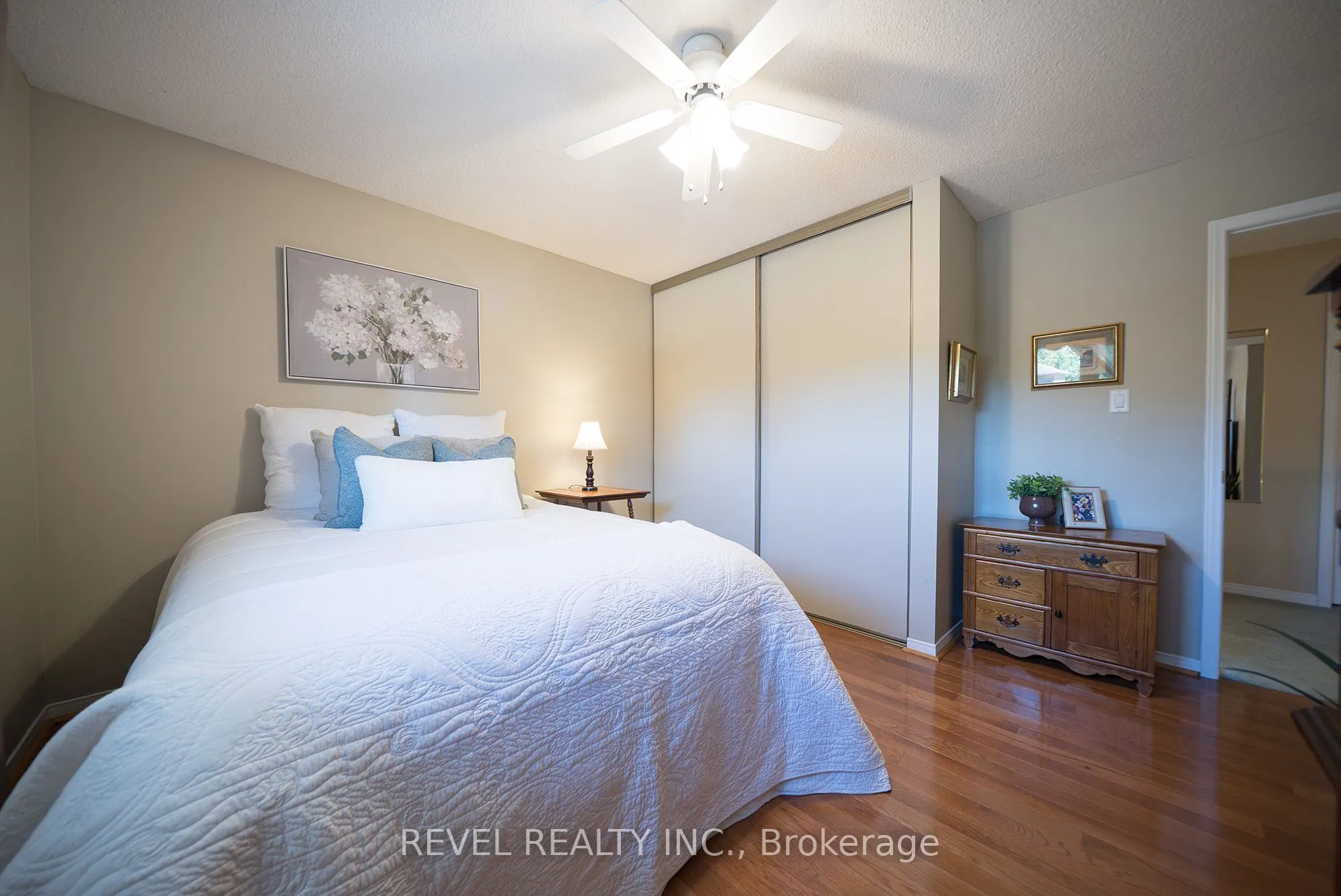 54 Dante Crescent