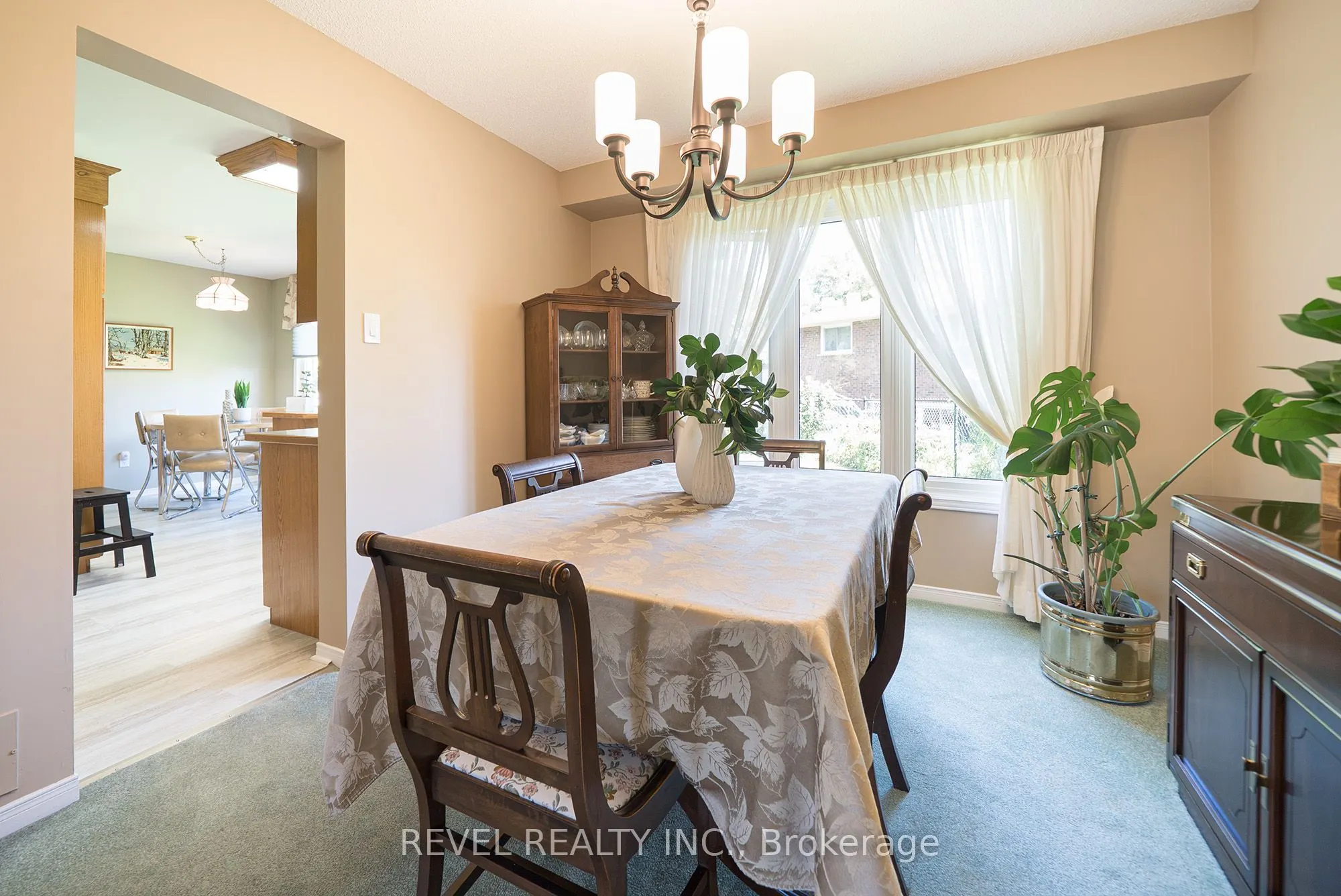 54 Dante Crescent
