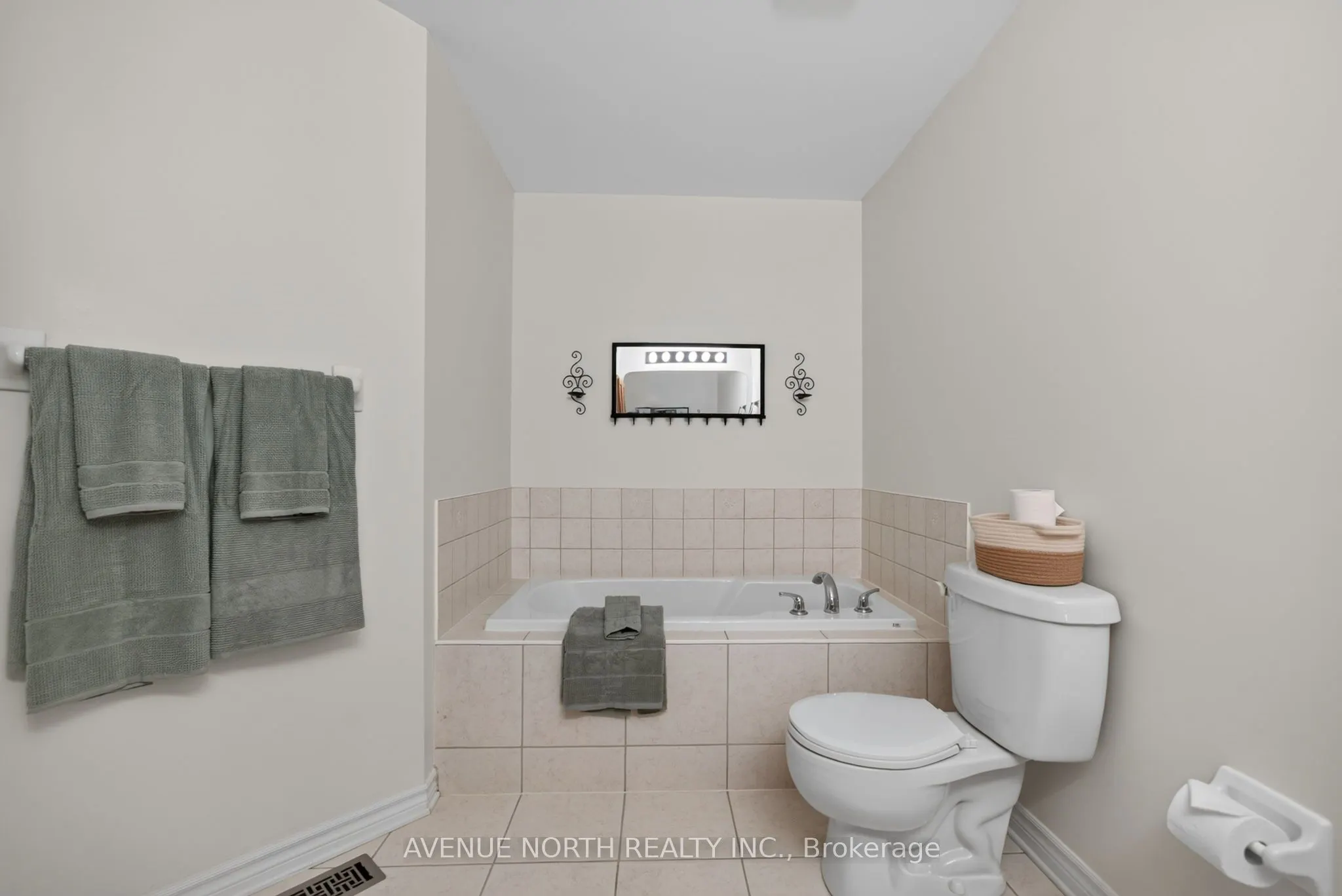 4223 Kelly Farm Drive
