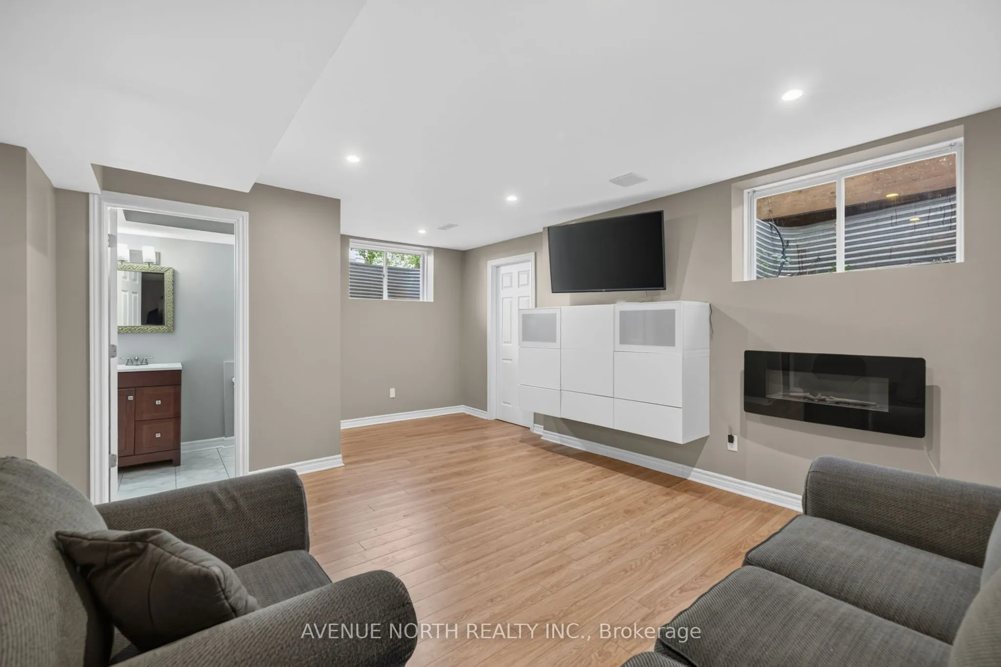 4223 Kelly Farm Drive