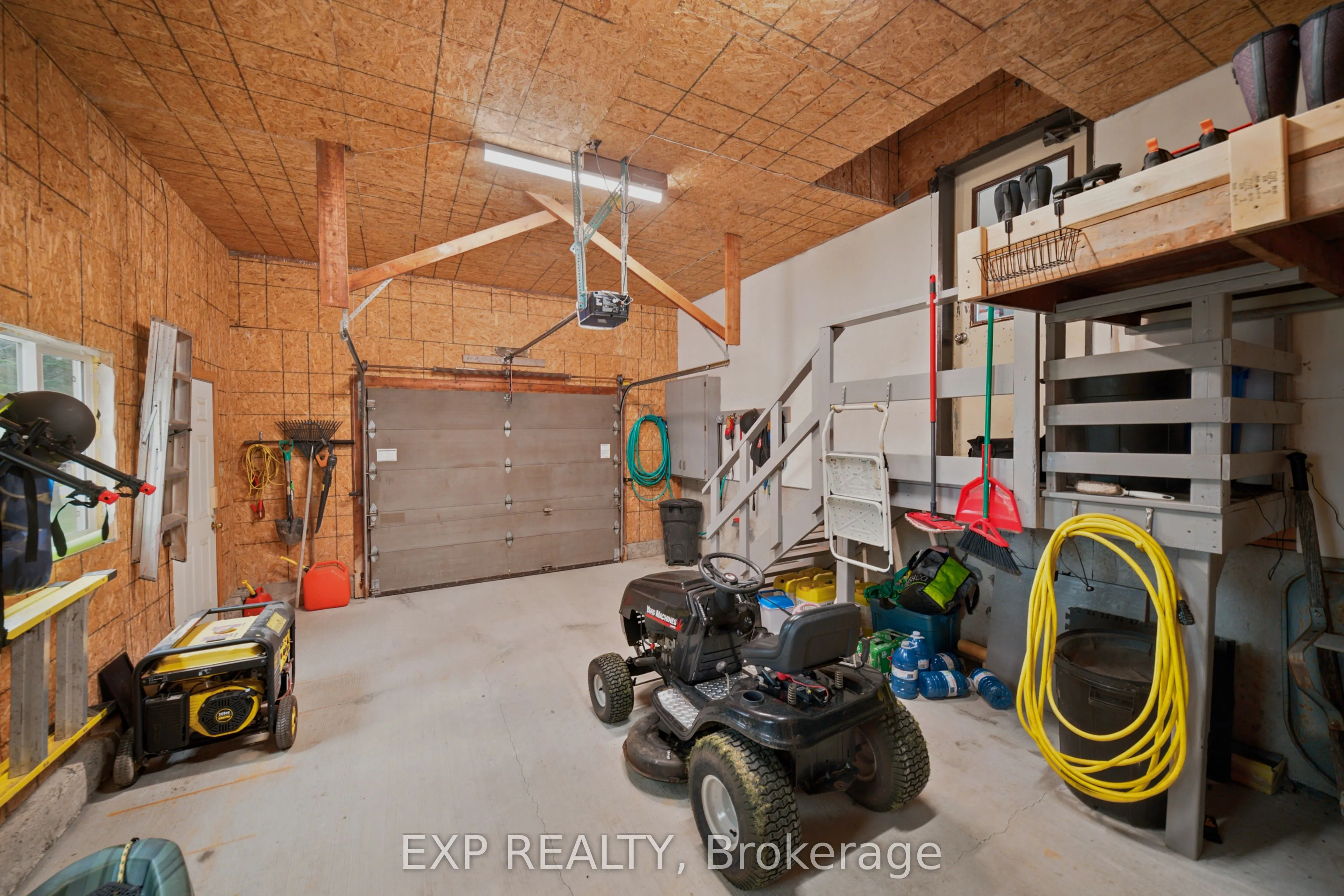 1445 DU LAC Road