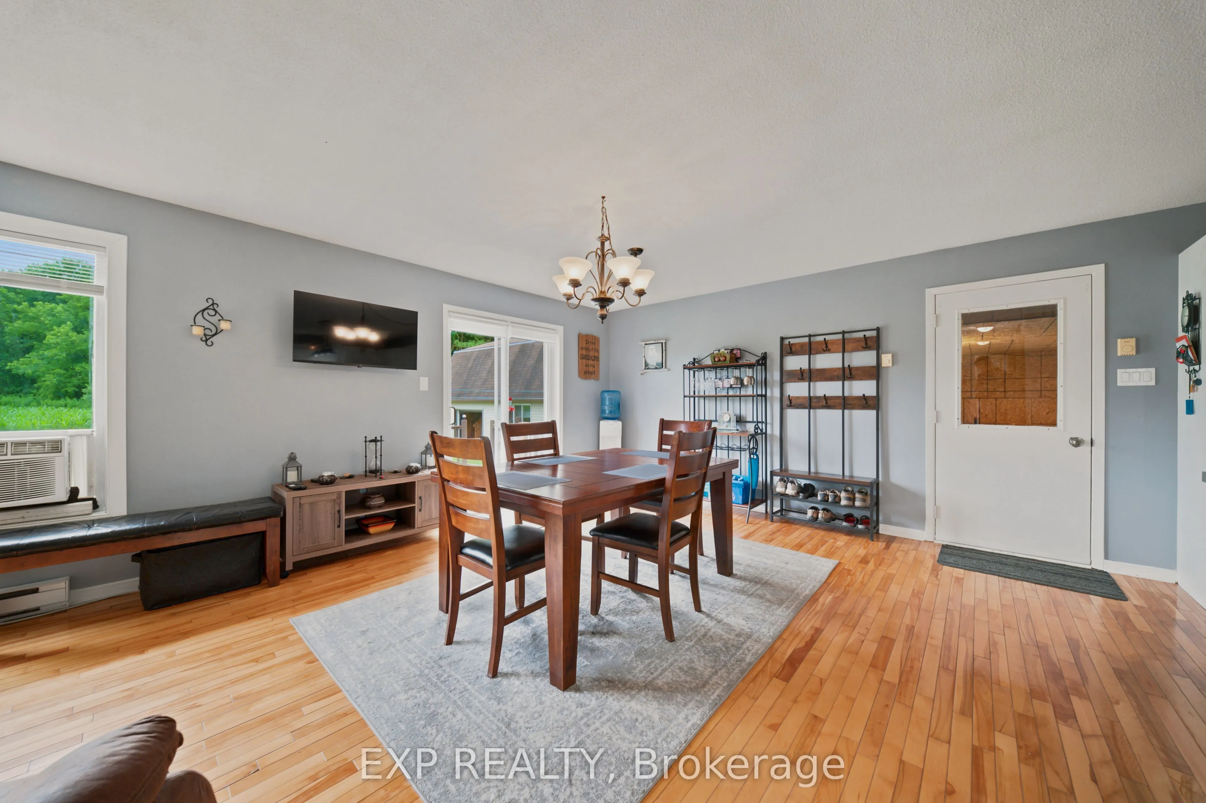 1445 DU LAC Road