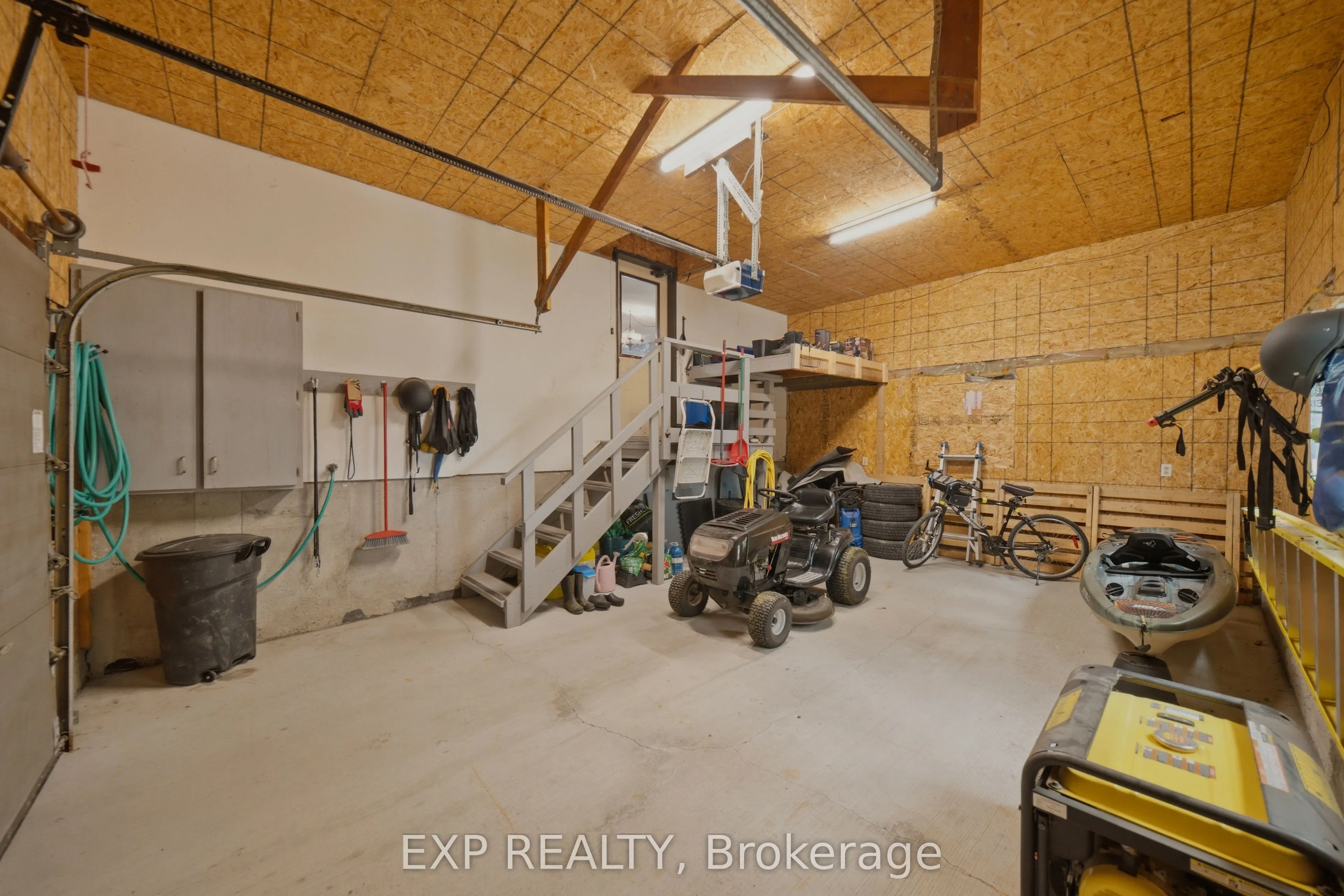 1445 DU LAC Road
