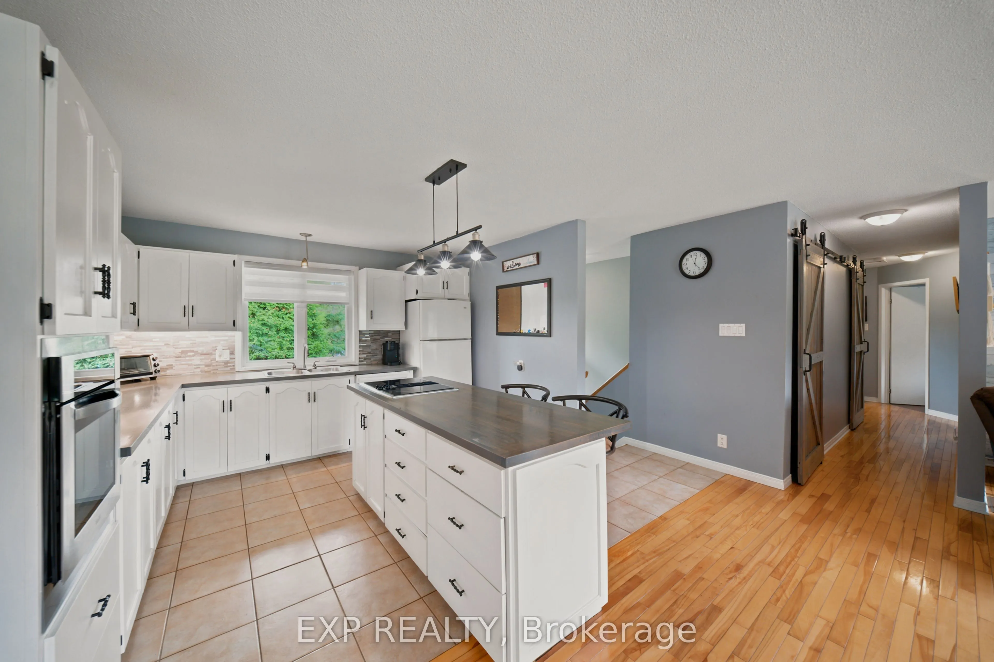 1445 DU LAC Road