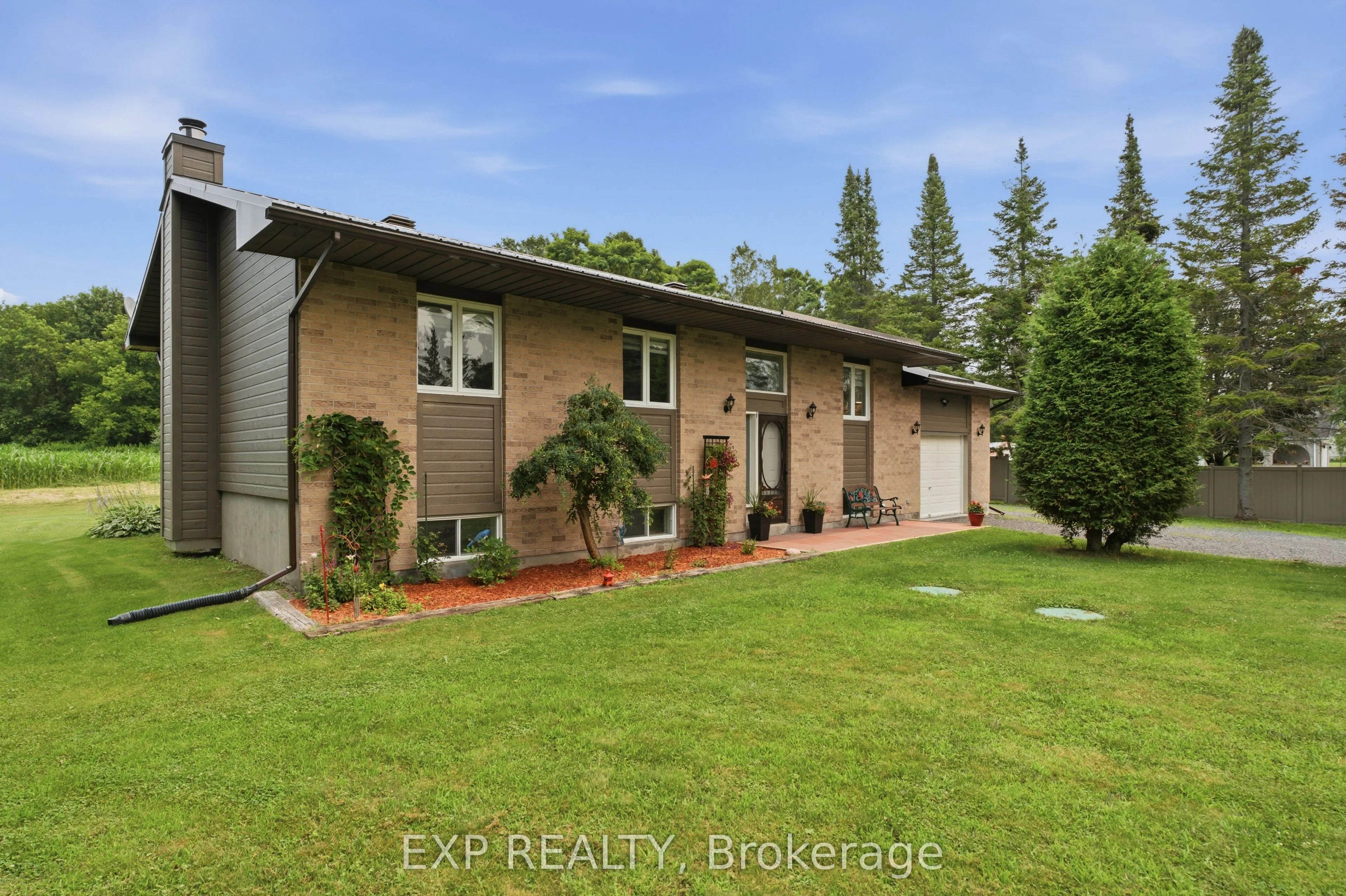 1445 DU LAC Road