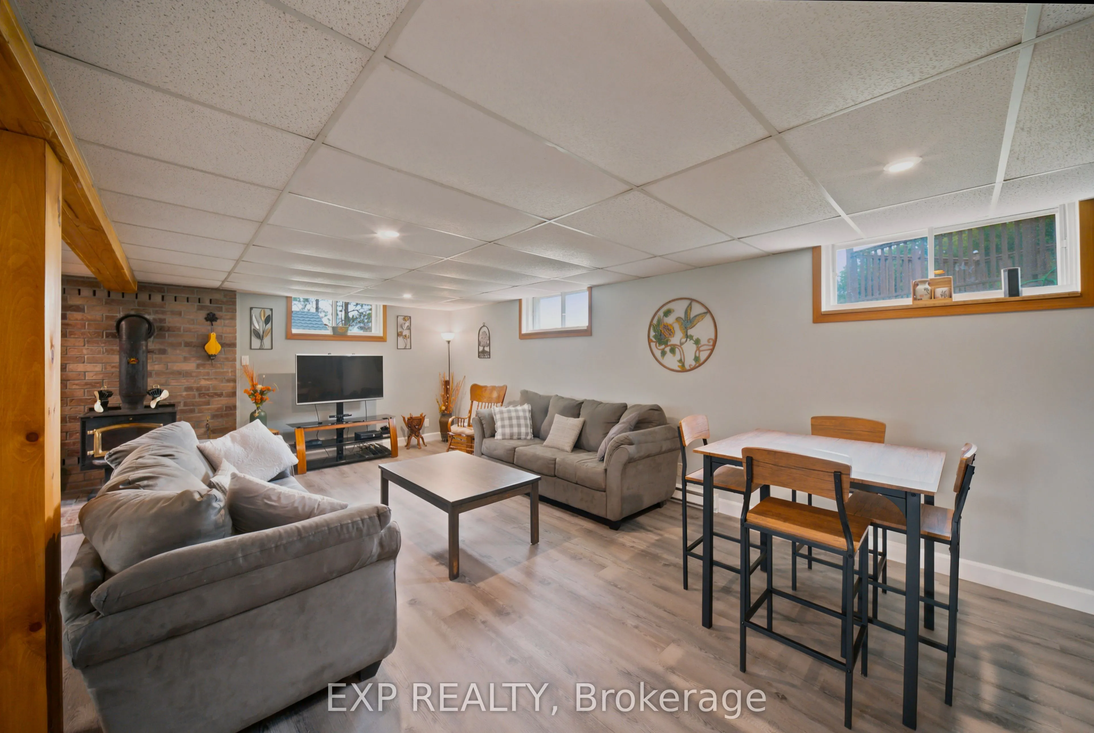 1445 DU LAC Road
