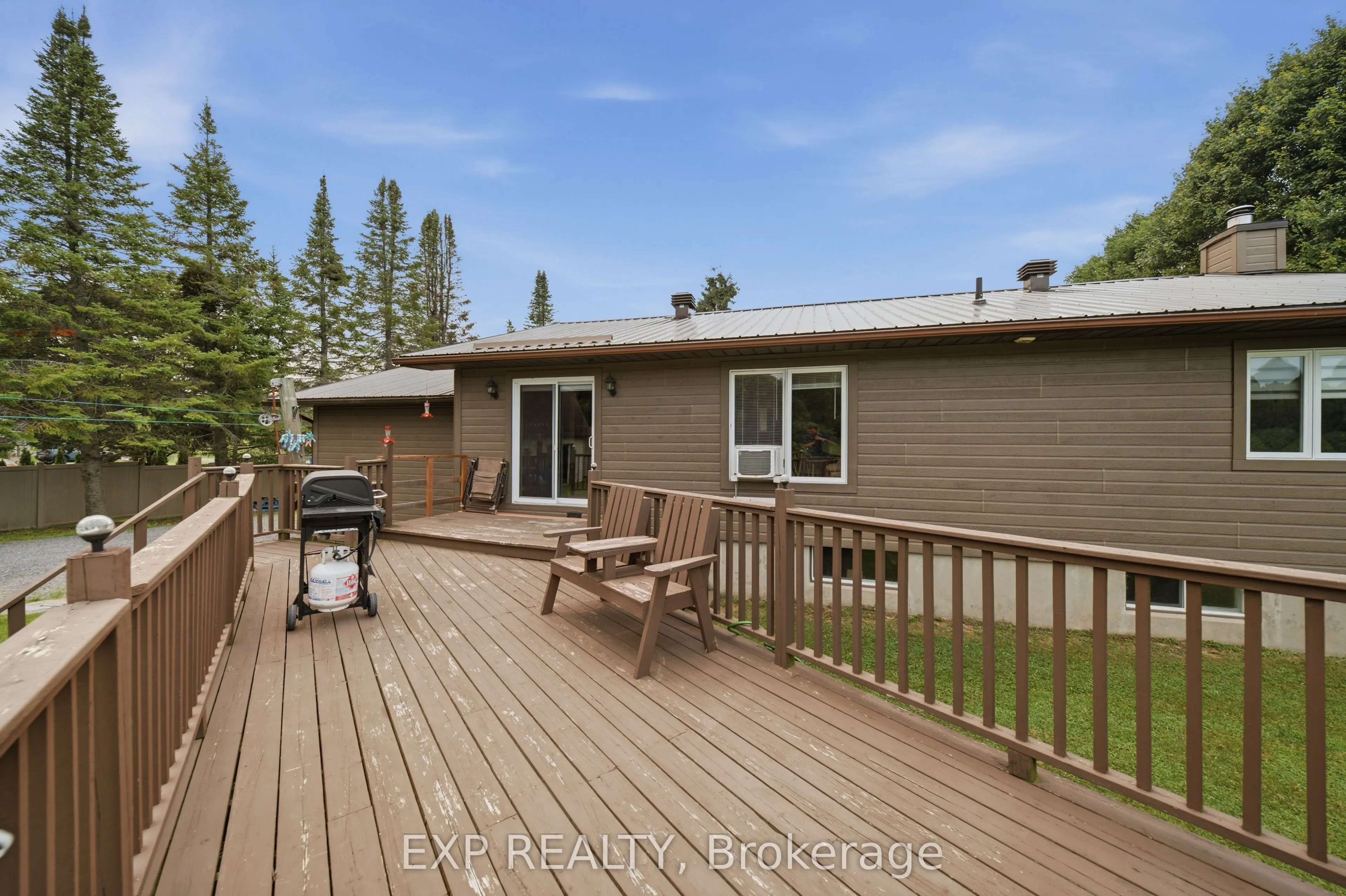 1445 DU LAC Road