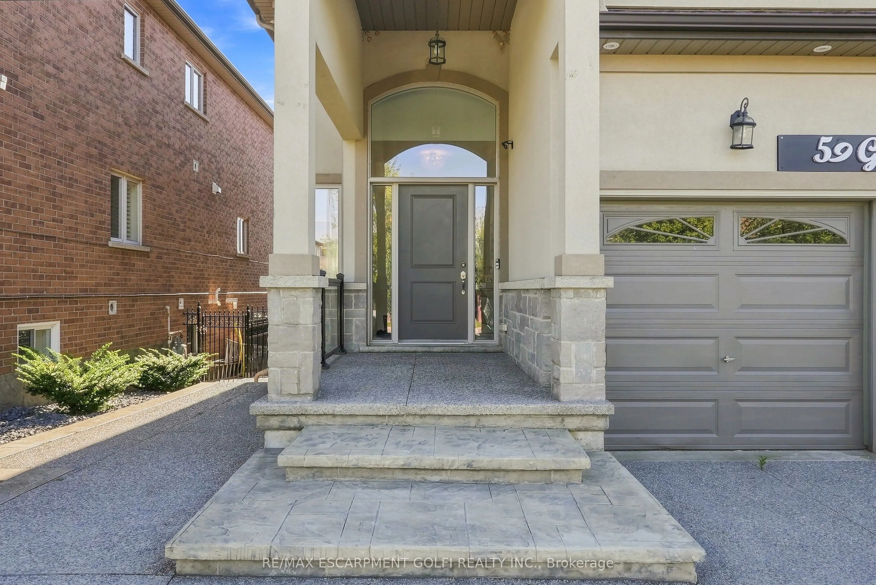 59 Greti Drive