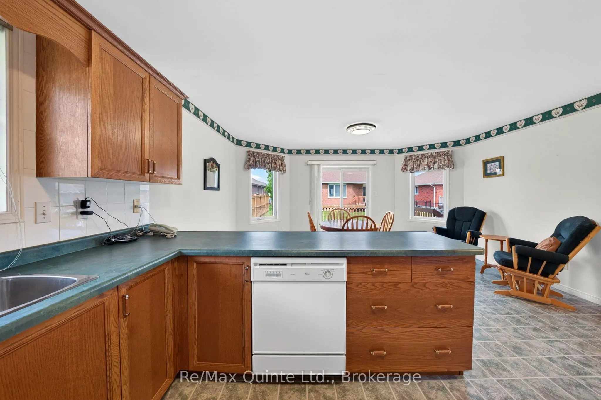 26 Oak Ridge Boulevard