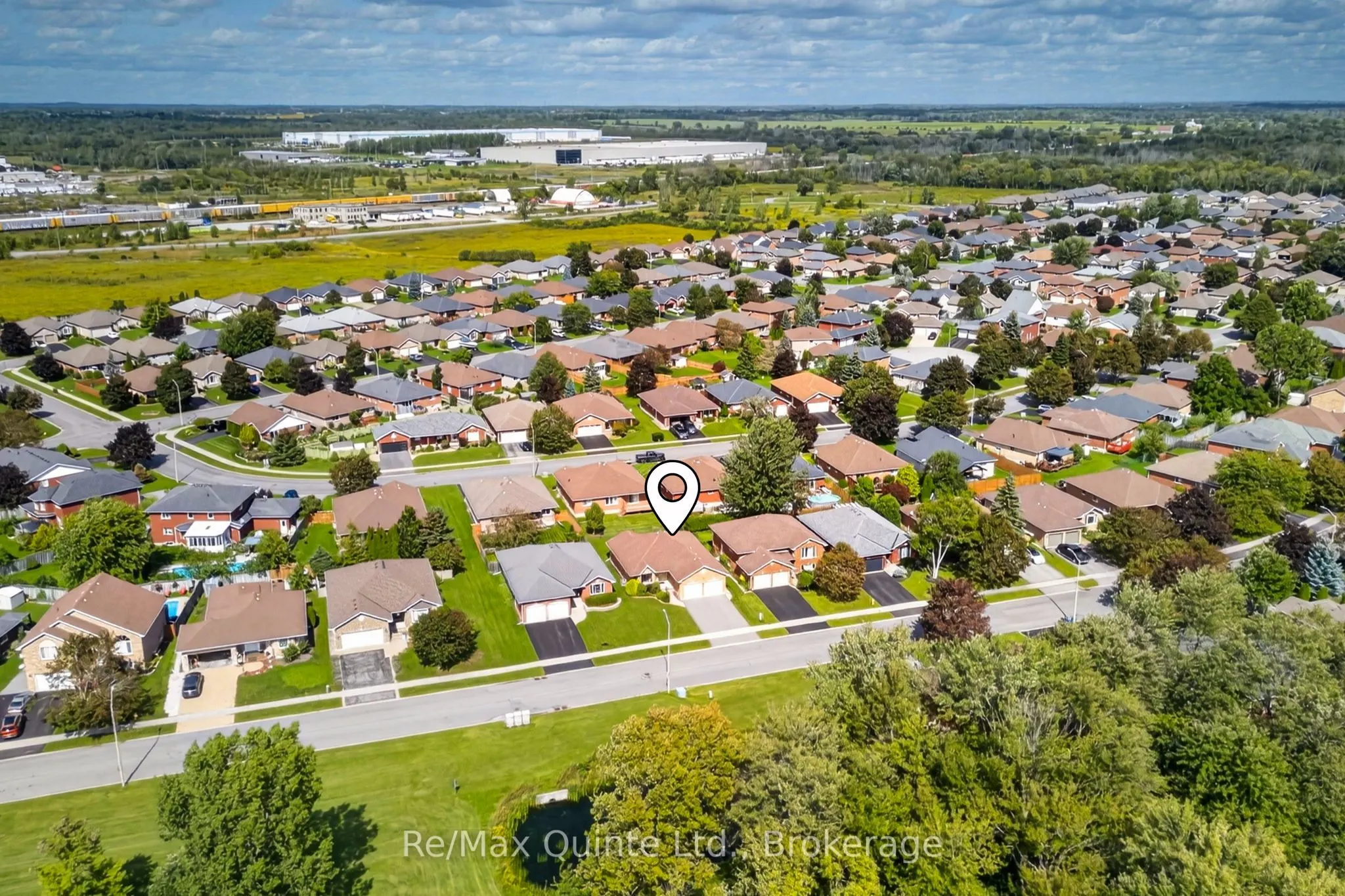 26 Oak Ridge Boulevard
