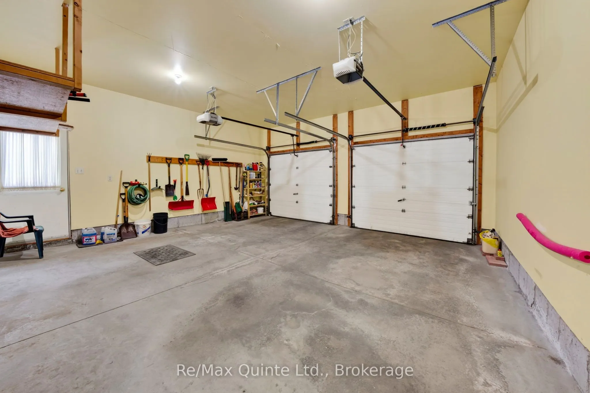 26 Oak Ridge Boulevard