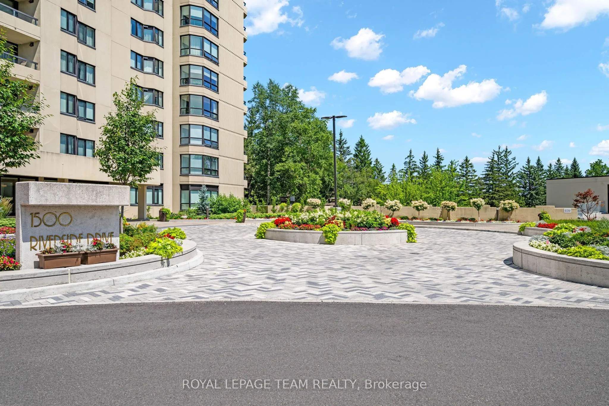 1500 Riverside Drive #2408