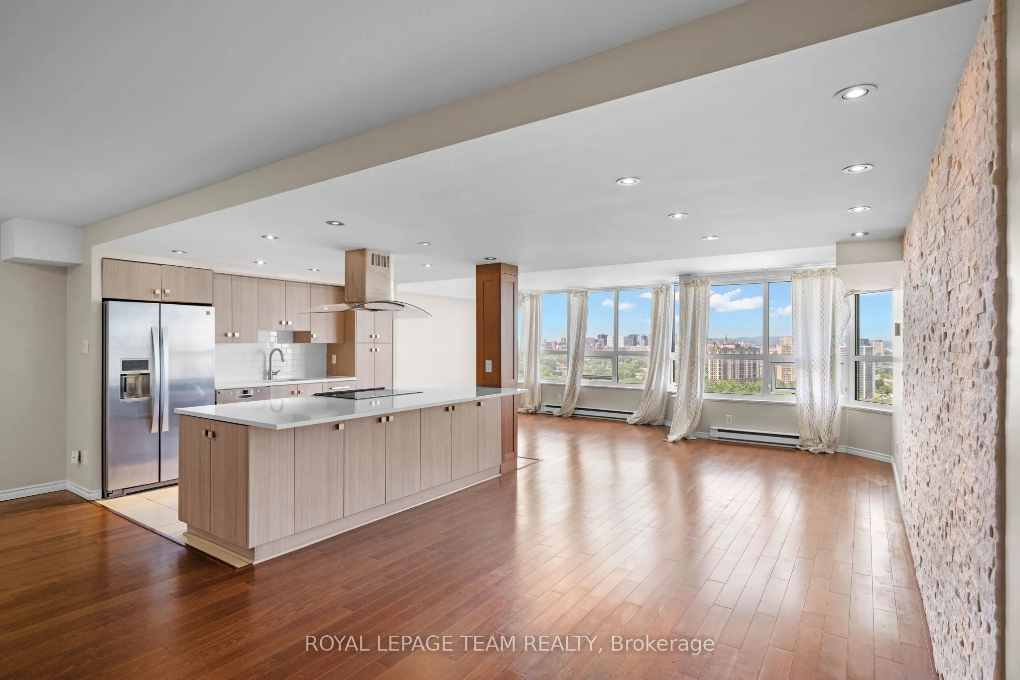 1500 Riverside Drive #2408