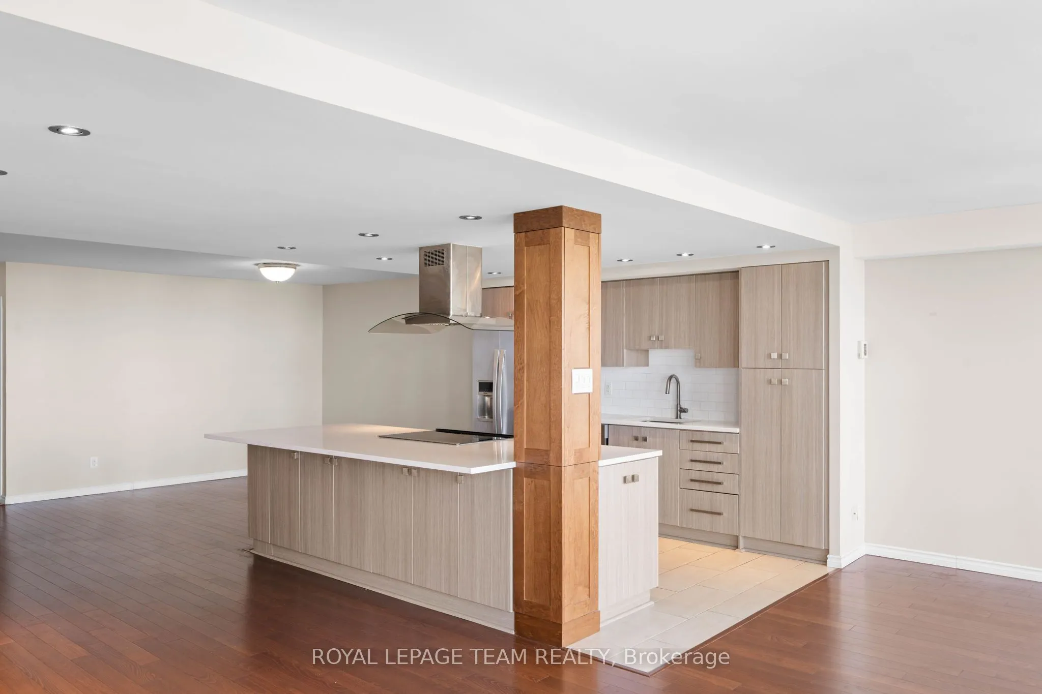 1500 Riverside Drive #2408