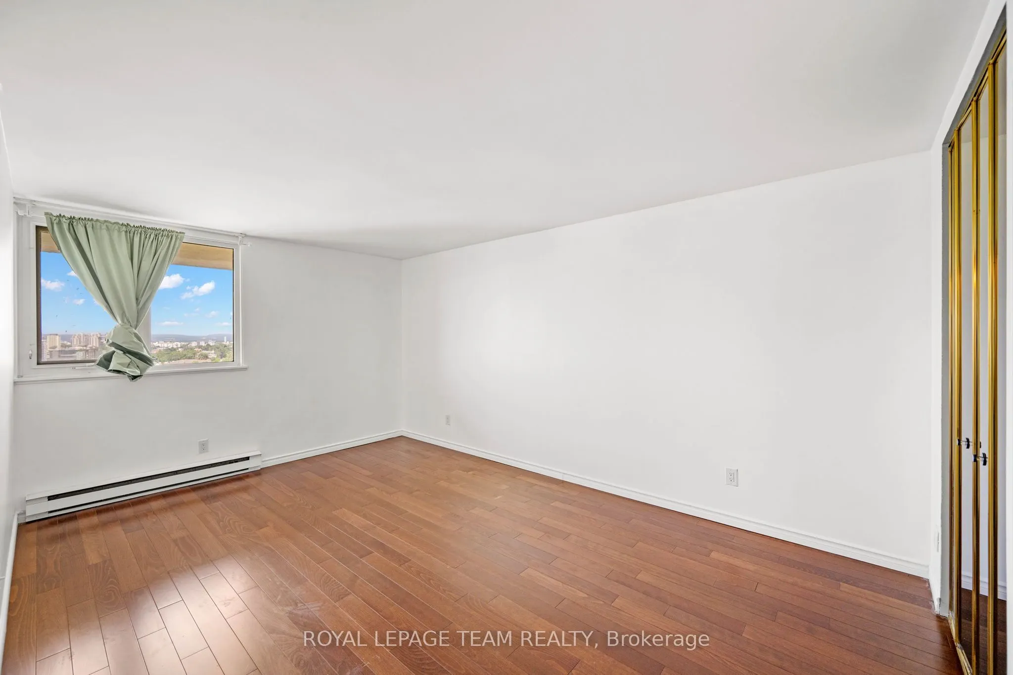 1500 Riverside Drive #2408