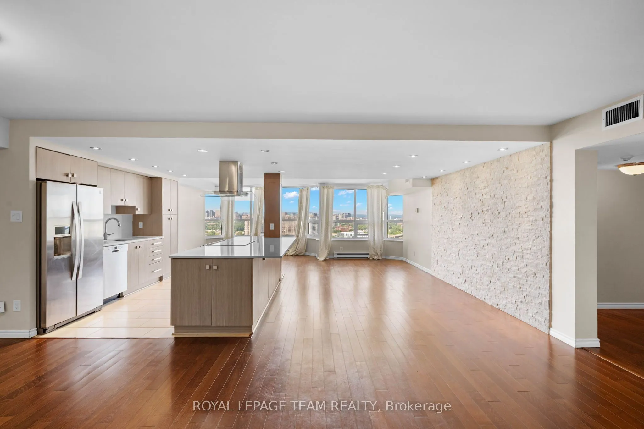 1500 Riverside Drive #2408