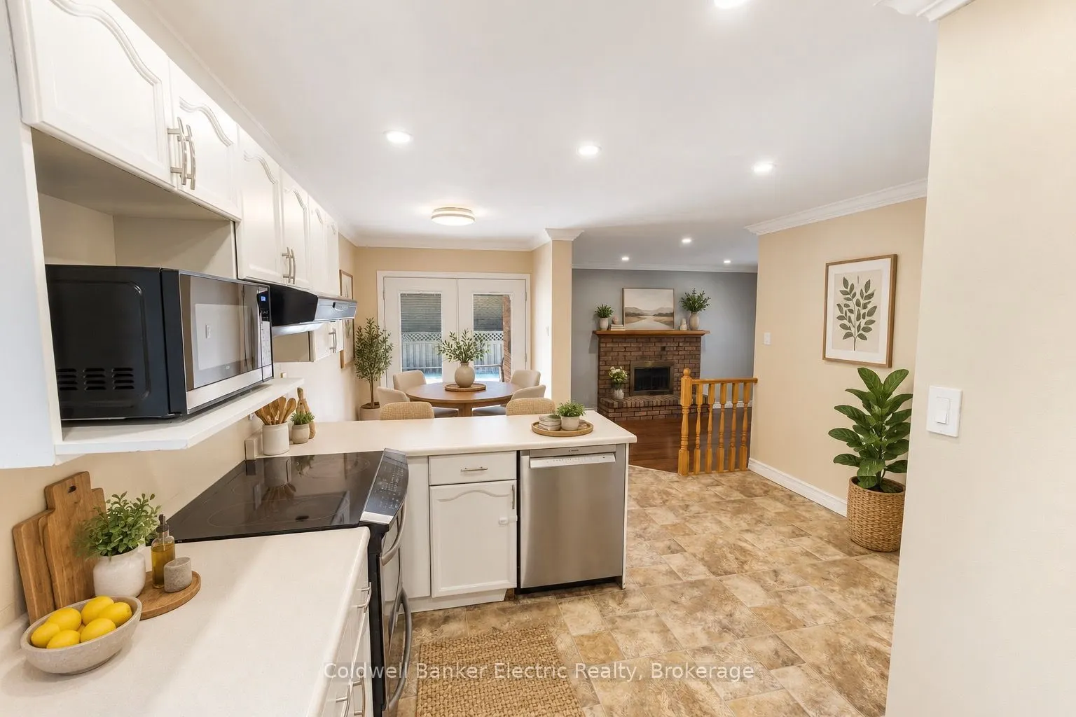 958 Smithside Court