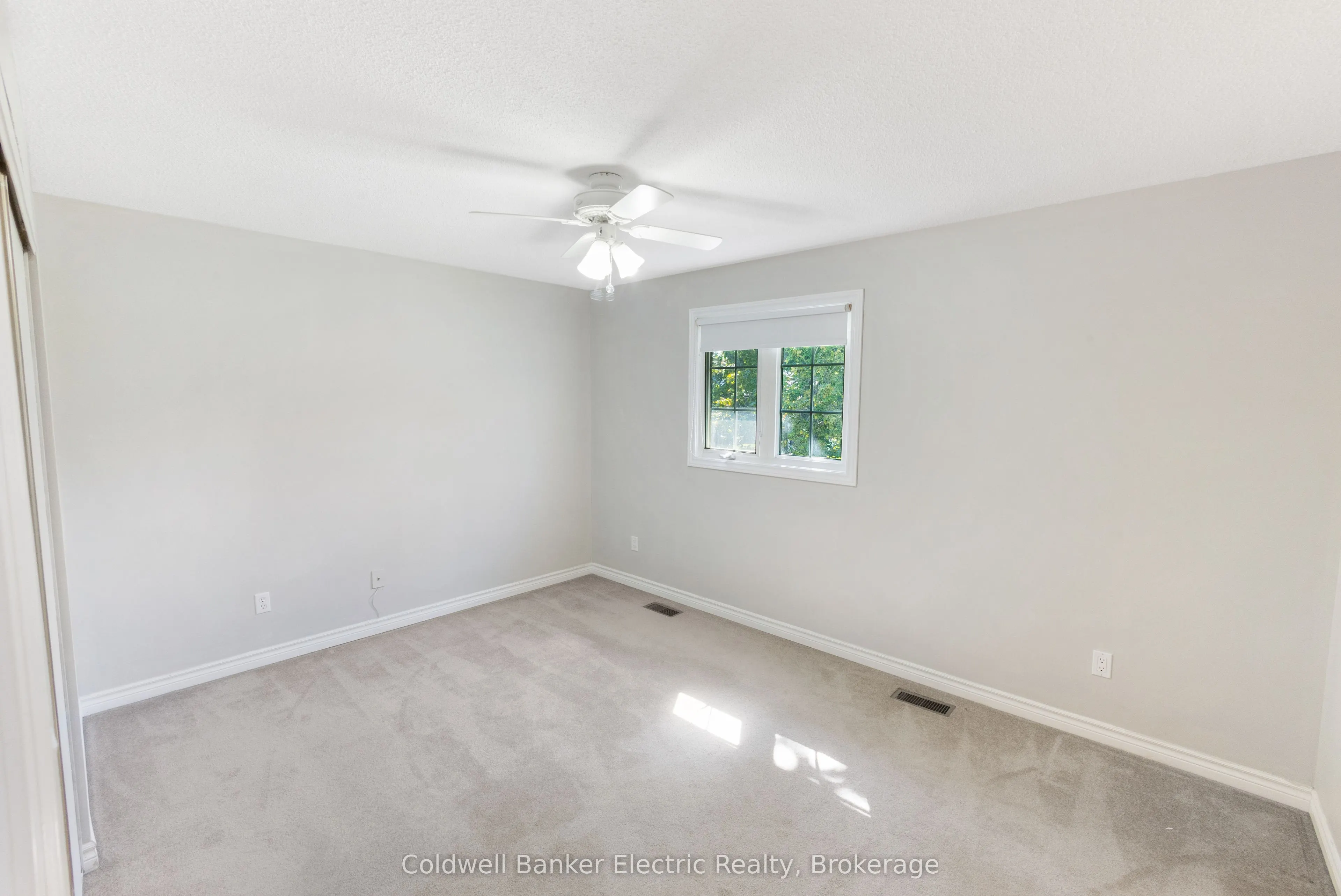 958 Smithside Court