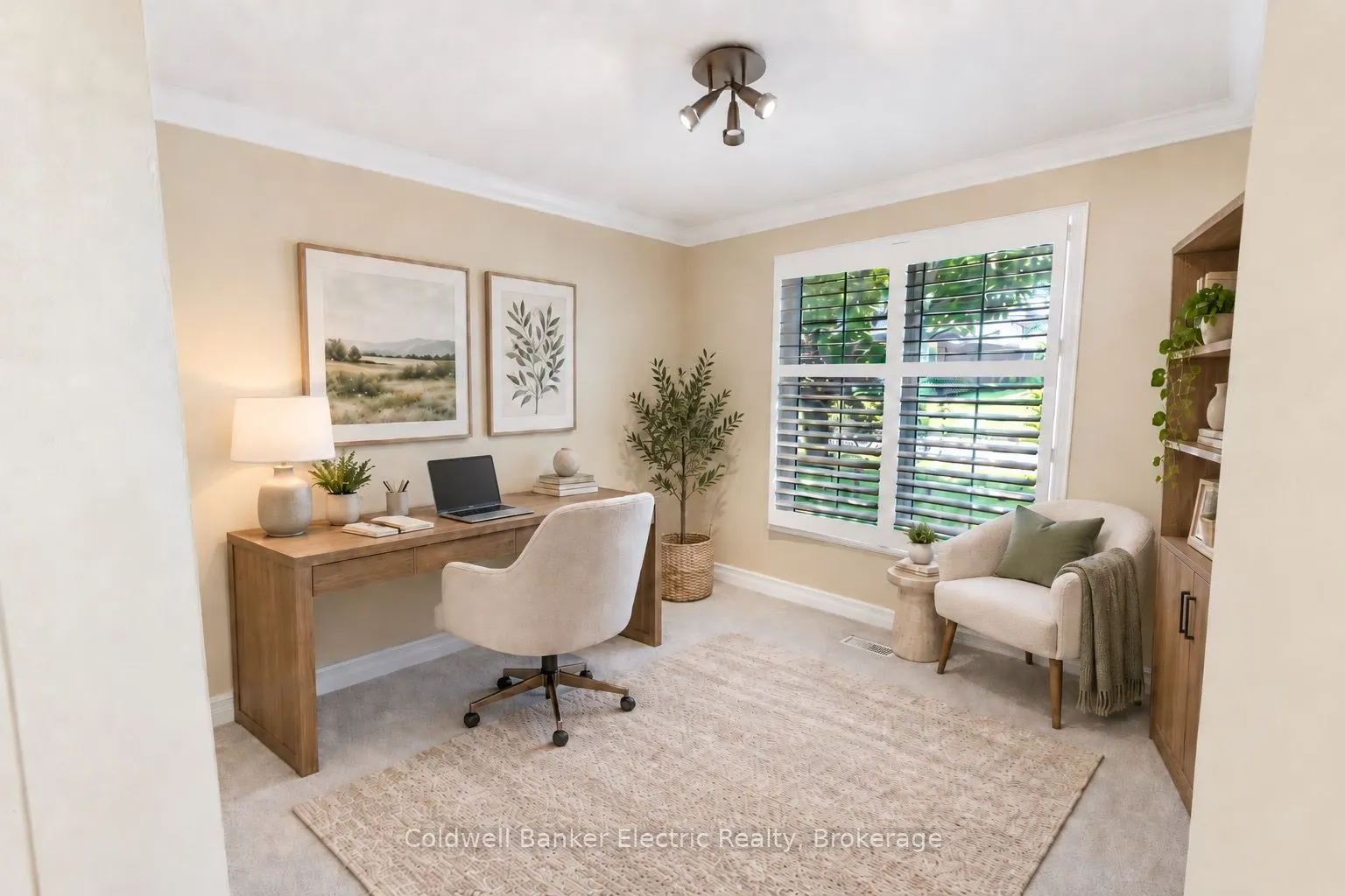 958 Smithside Court