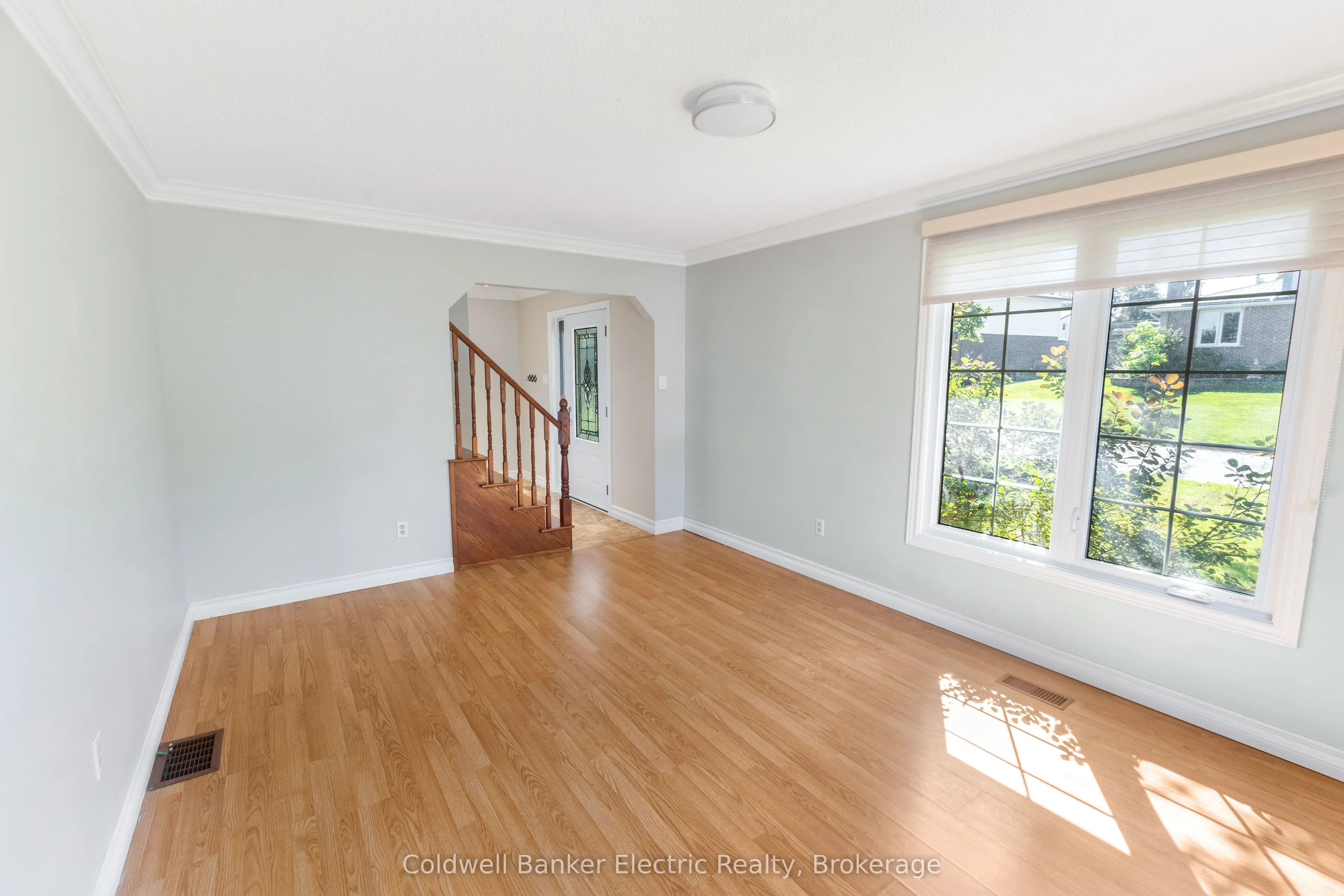 958 Smithside Court