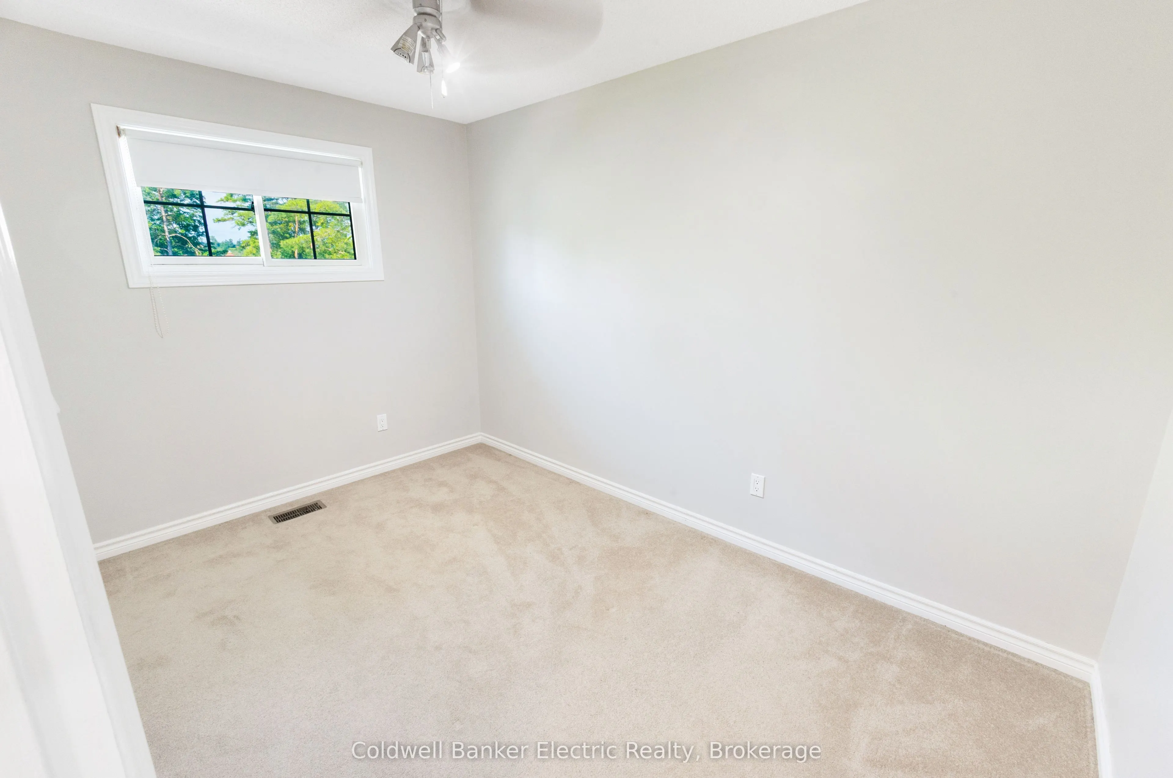 958 Smithside Court